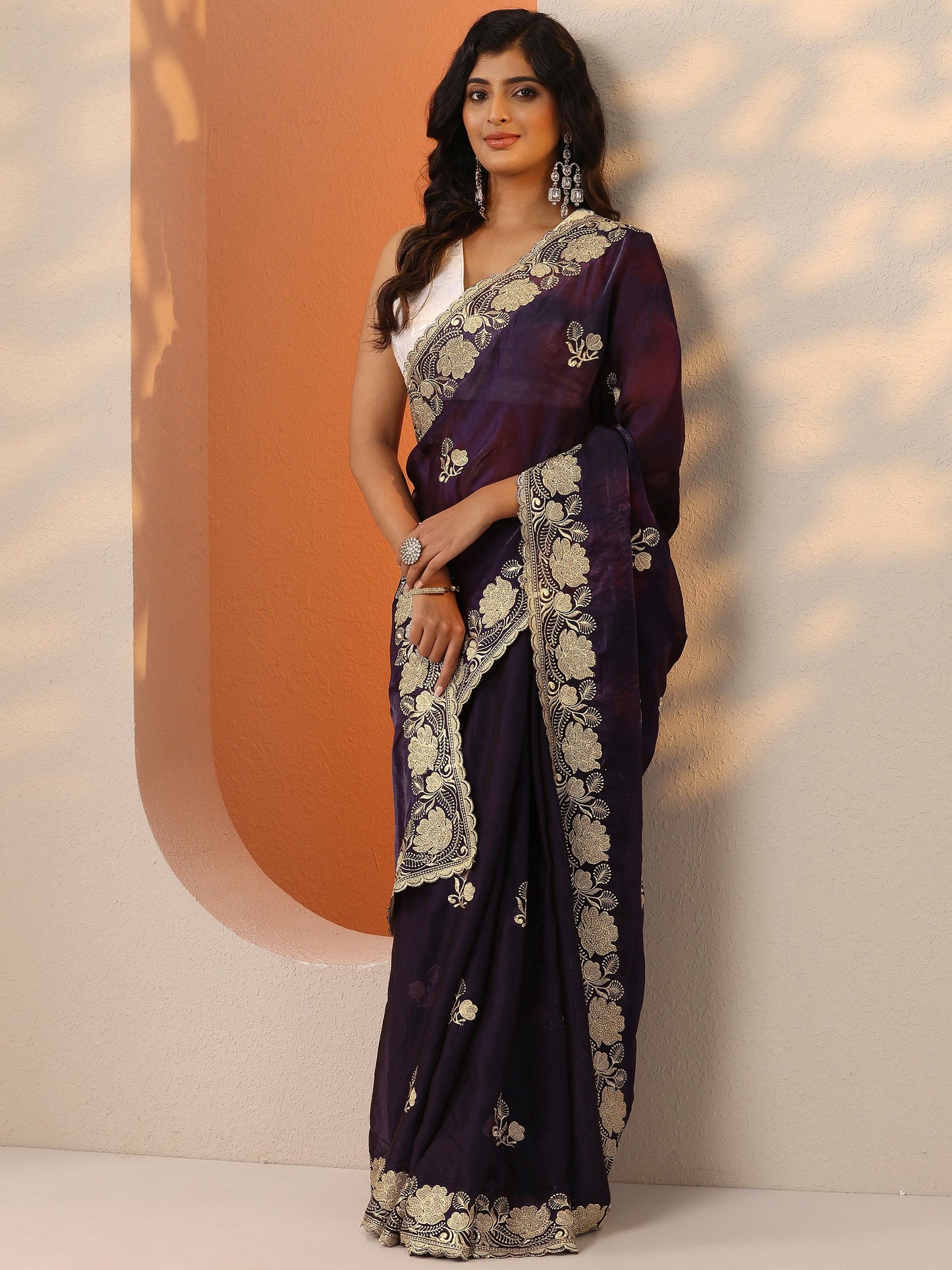 Purple Embroidered Organza Saree With Unstitched Blouse Piece