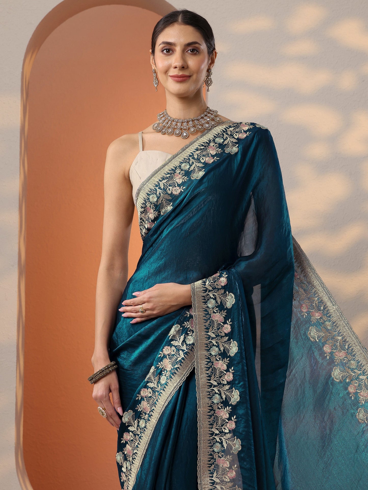 Blue Embroidered Organza Saree With Unstitched Blouse Piece