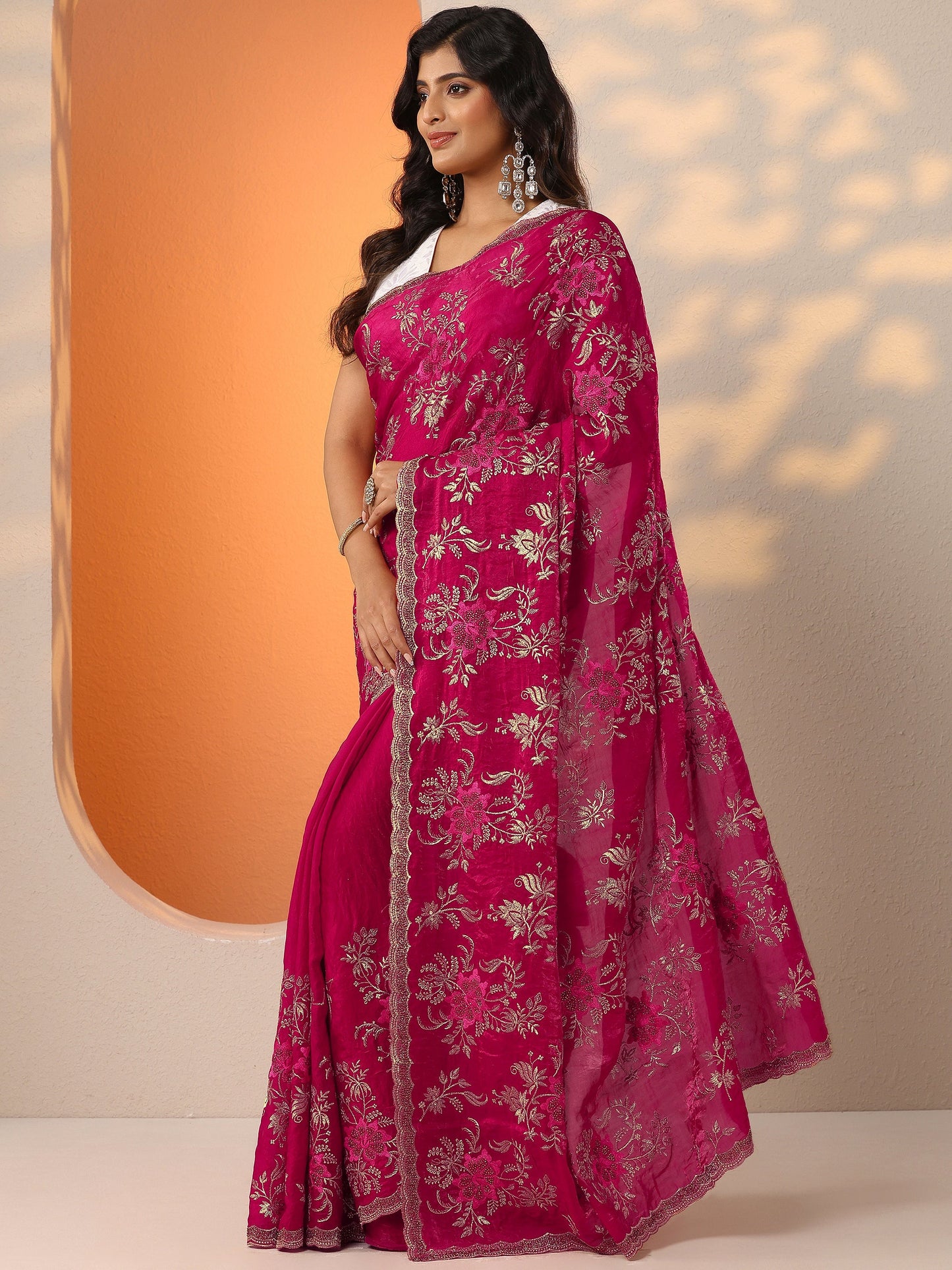 Pink Embroidered Organza Saree With Unstitched Blouse Piece