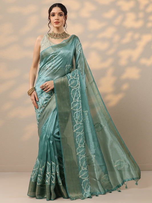 Blue Embroidered Silk Blend Saree With Unstitched Blouse Piece