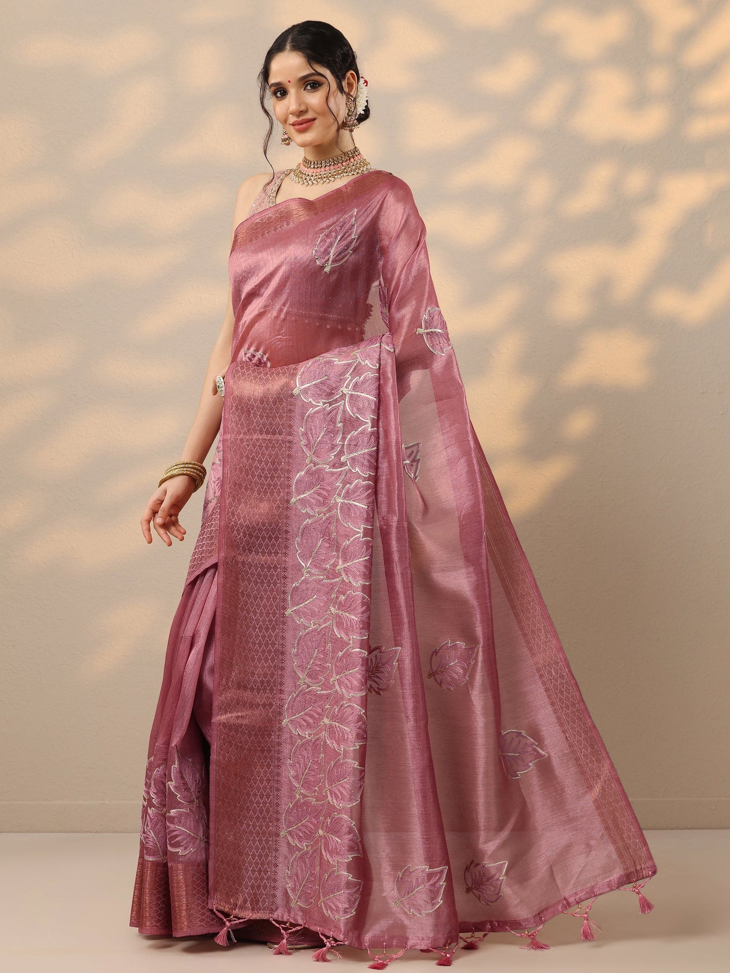 Pink Embroidered Silk Blend Saree With Unstitched Blouse Piece