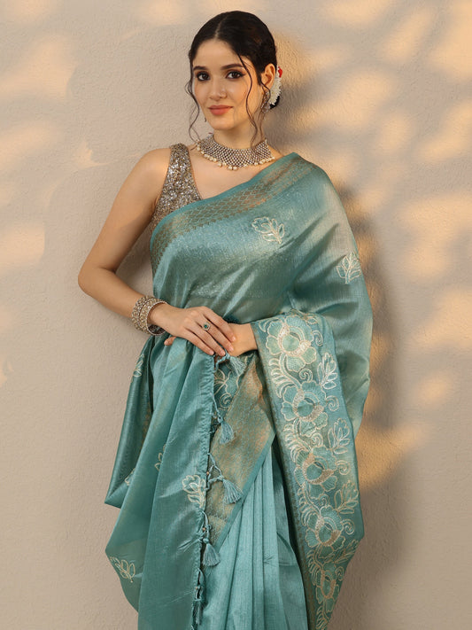 Blue Embroidered Silk Blend Saree With Unstitched Blouse Piece