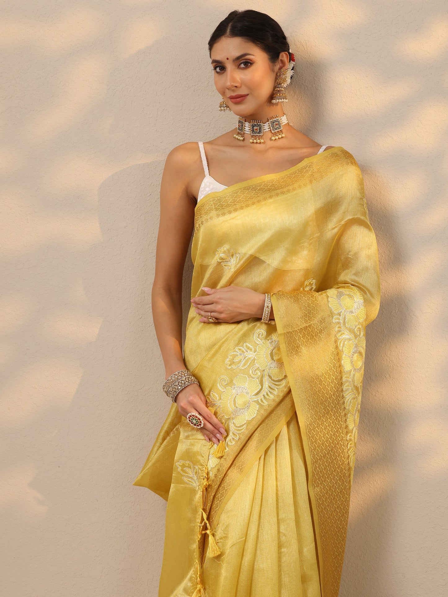 Yellow Embroidered Banarasi Silk Blend Saree With Unstitched Blouse Piece