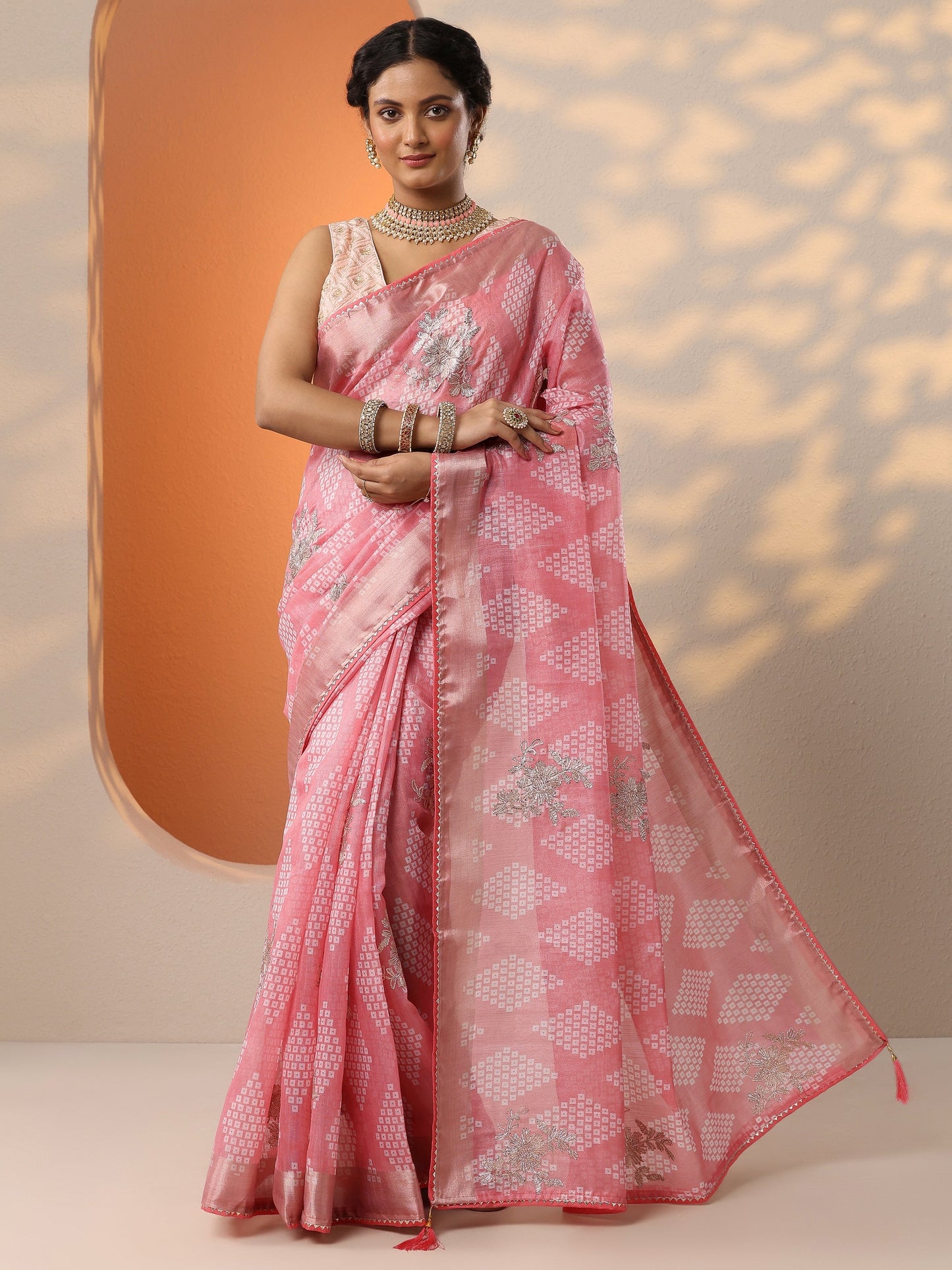 Pink Printed Silk Blend Saree With Unstitched Blouse Piece