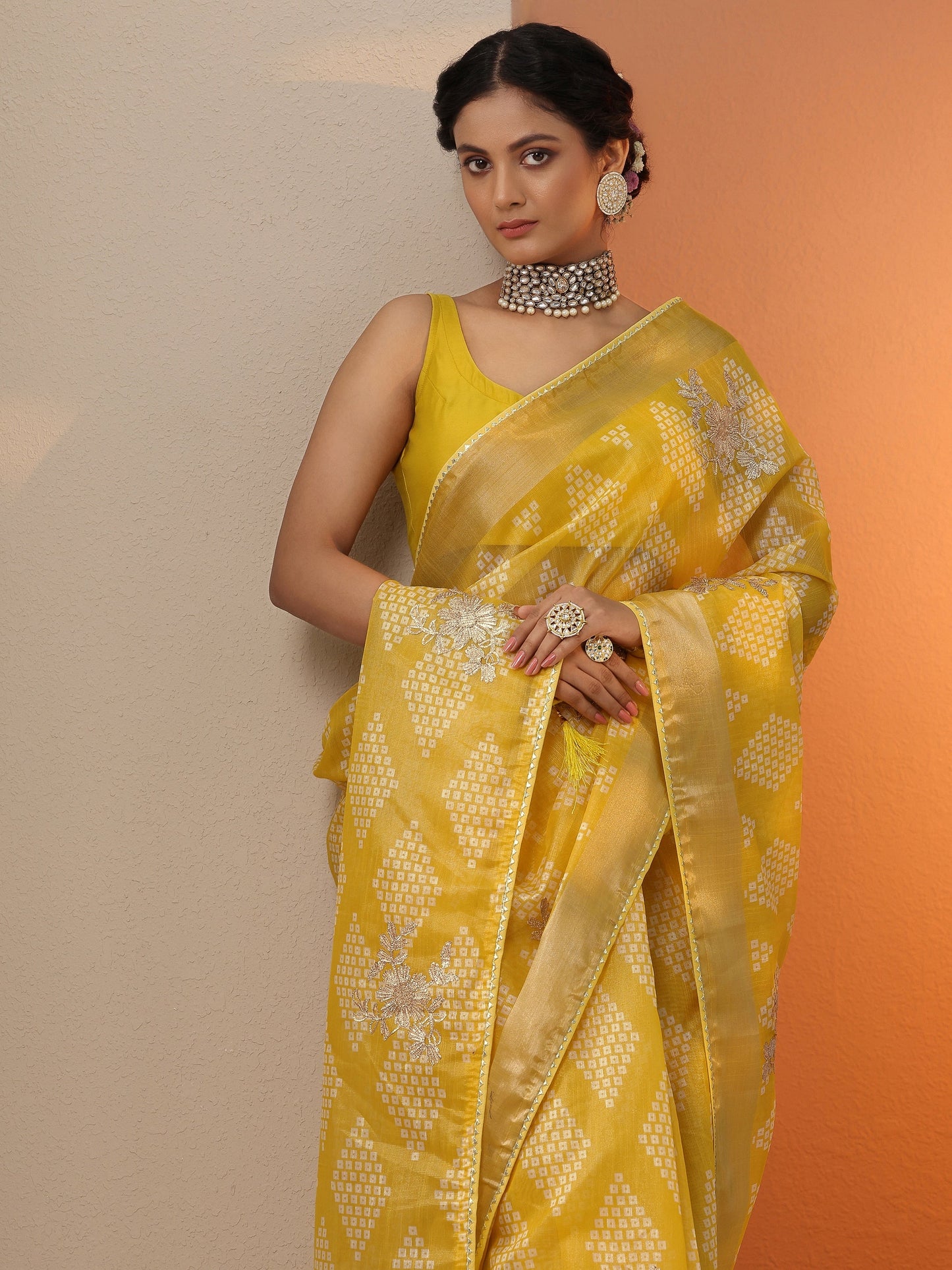 Yellow Printed Banarasi Silk Blend Saree With Unstitched Blouse Piece