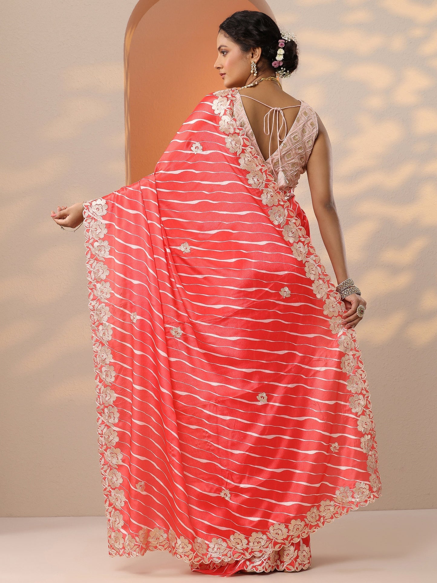 Orange Printed Chinon Saree With Unstitched Blouse Piece
