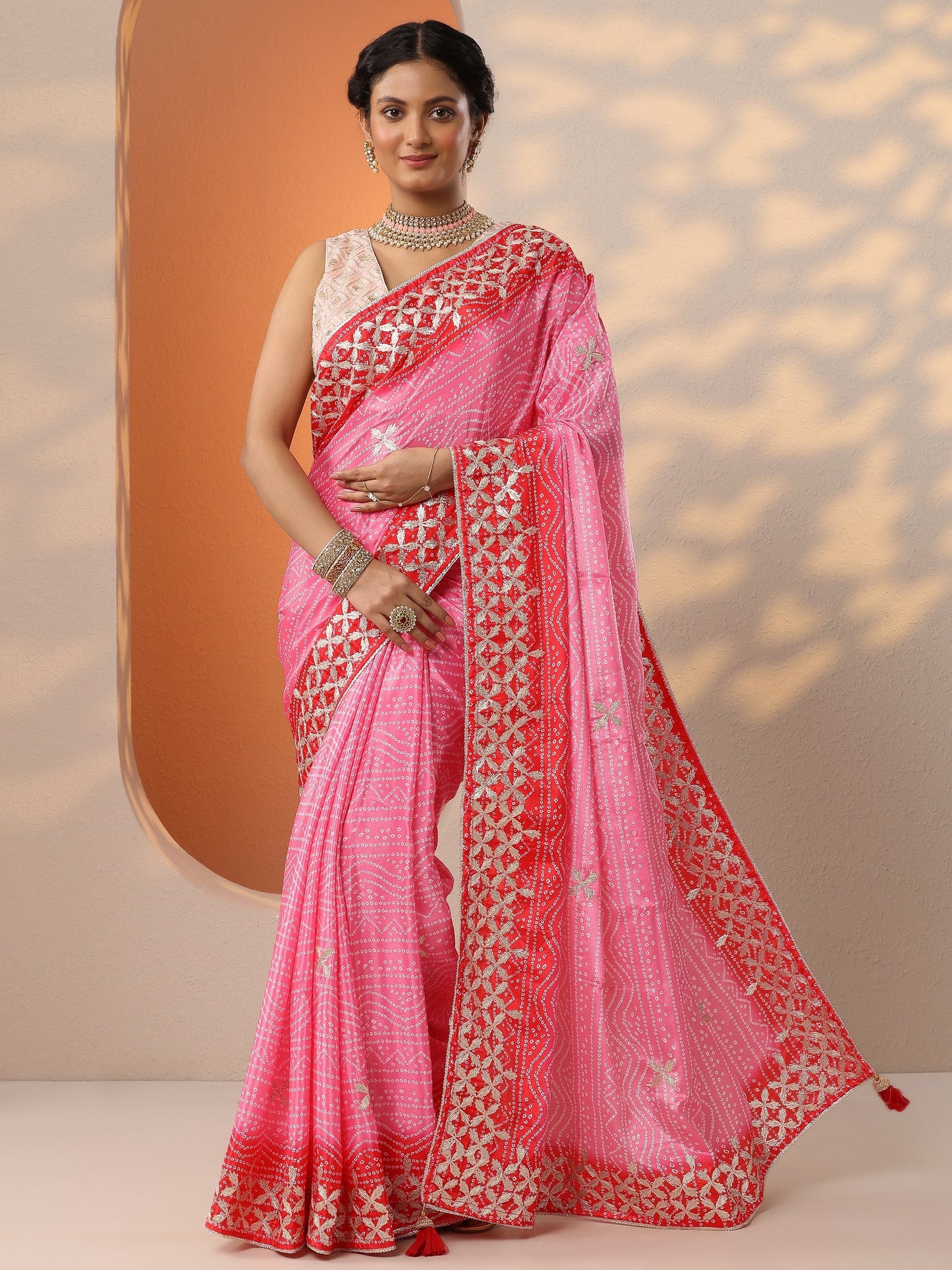 Peach Bandhani Printed Chinon Saree With Unstitched Blouse Piece