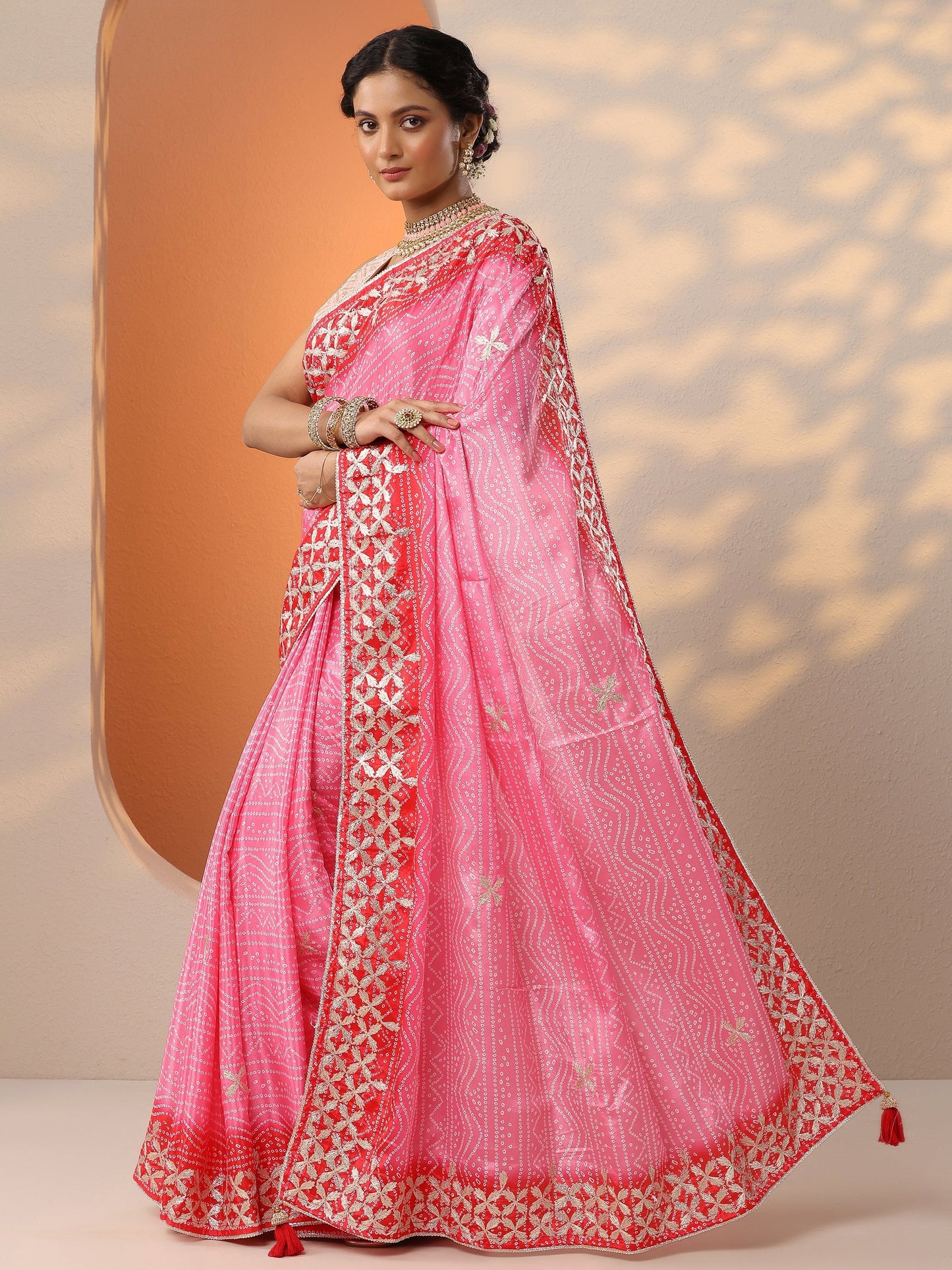 Peach Bandhani Printed Chinon Saree With Unstitched Blouse Piece