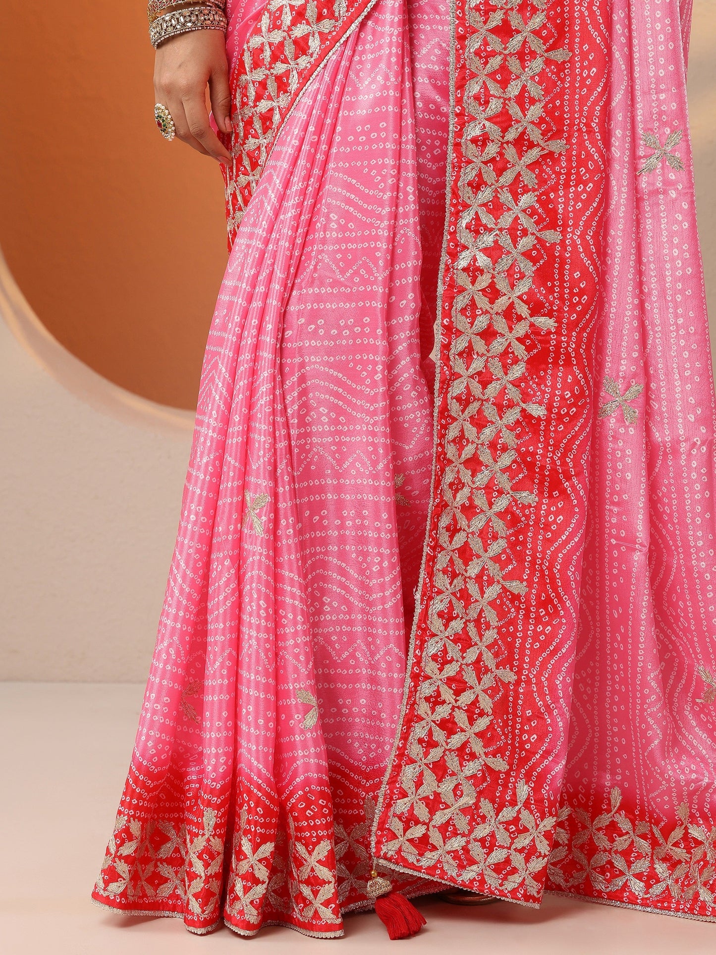 Peach Bandhani Printed Chinon Saree With Unstitched Blouse Piece