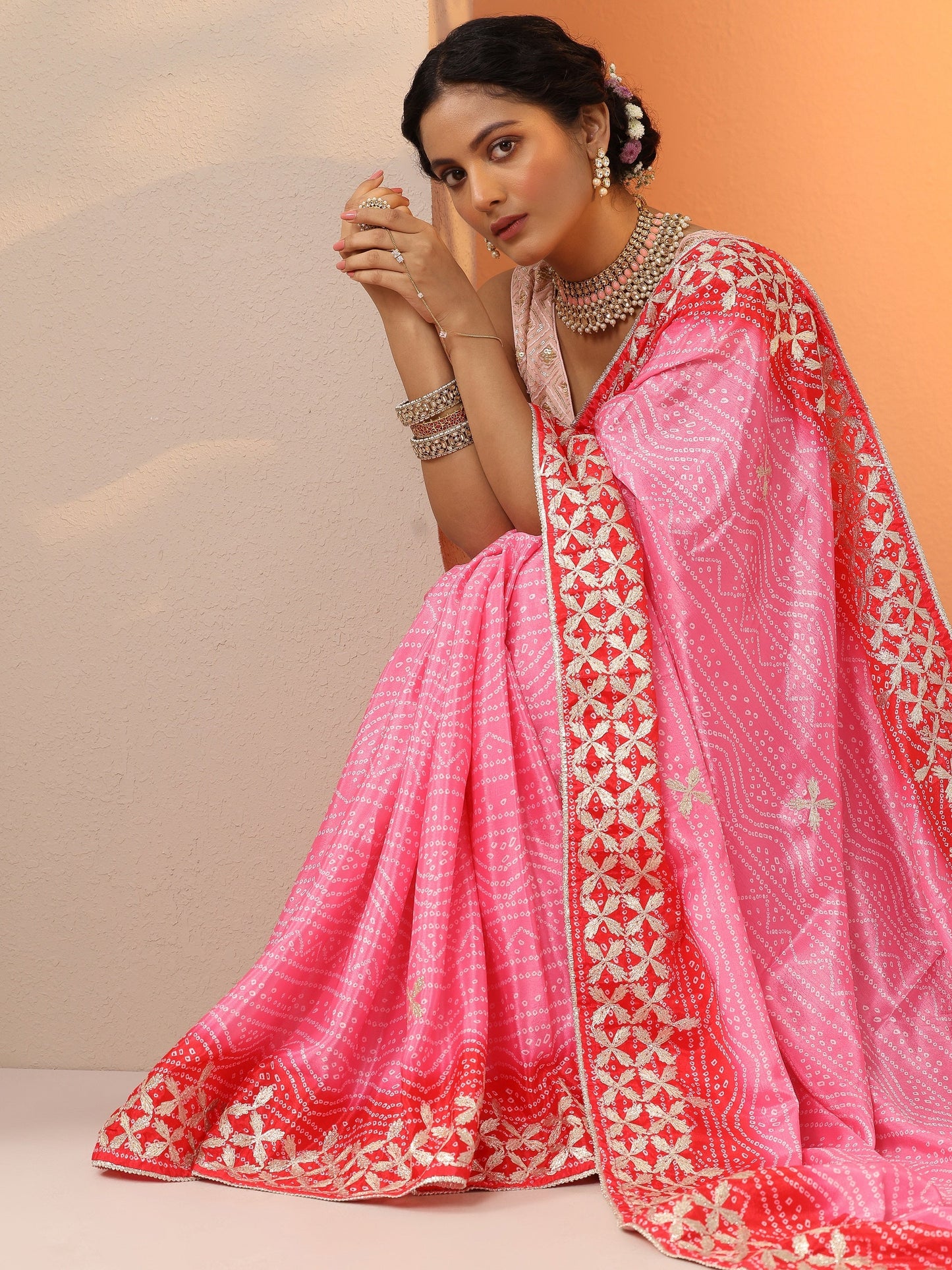 Peach Bandhani Printed Chinon Saree With Unstitched Blouse Piece