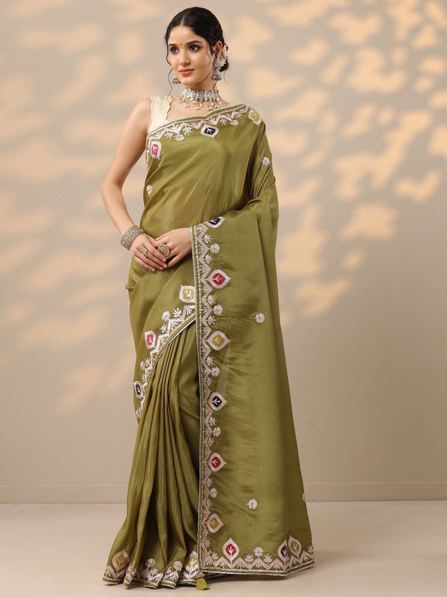 Green Embroidered Chinon Saree With Unstitched Blouse Piece
