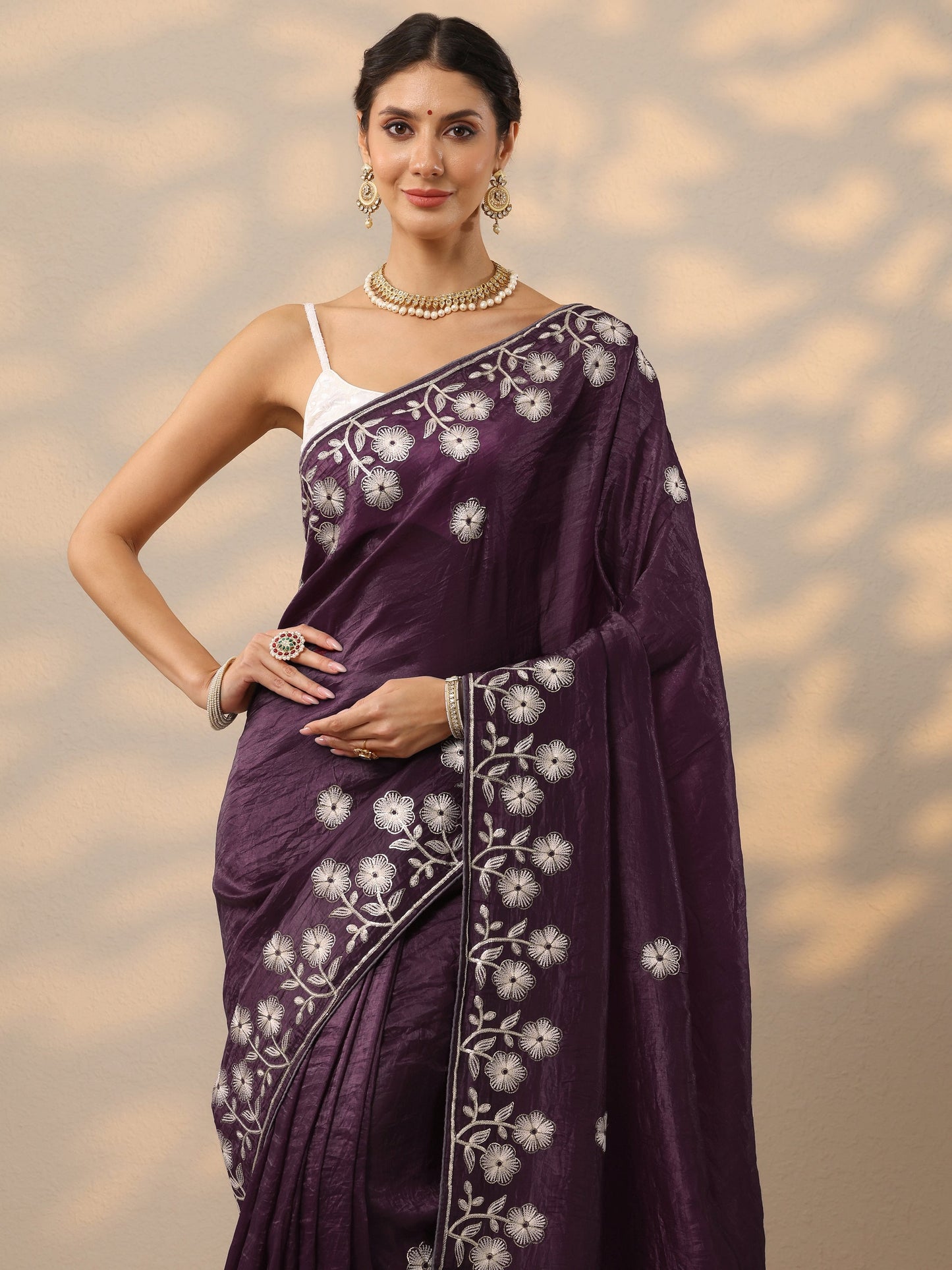 Purple Embroidered Organza Saree With Unstitched Blouse Piece
