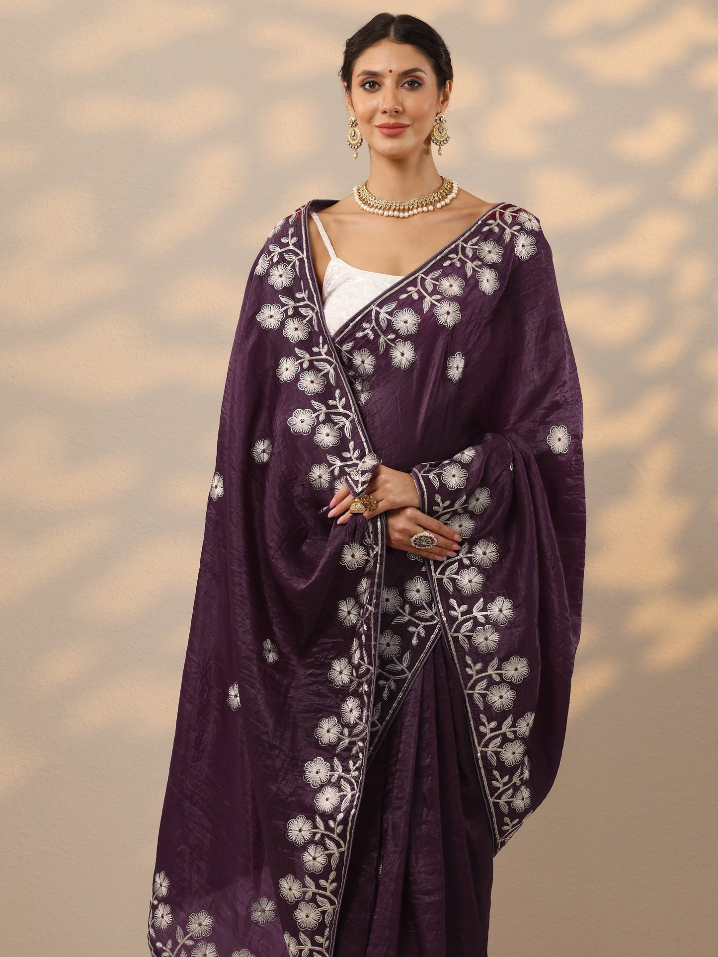 Purple Embroidered Organza Saree With Unstitched Blouse Piece