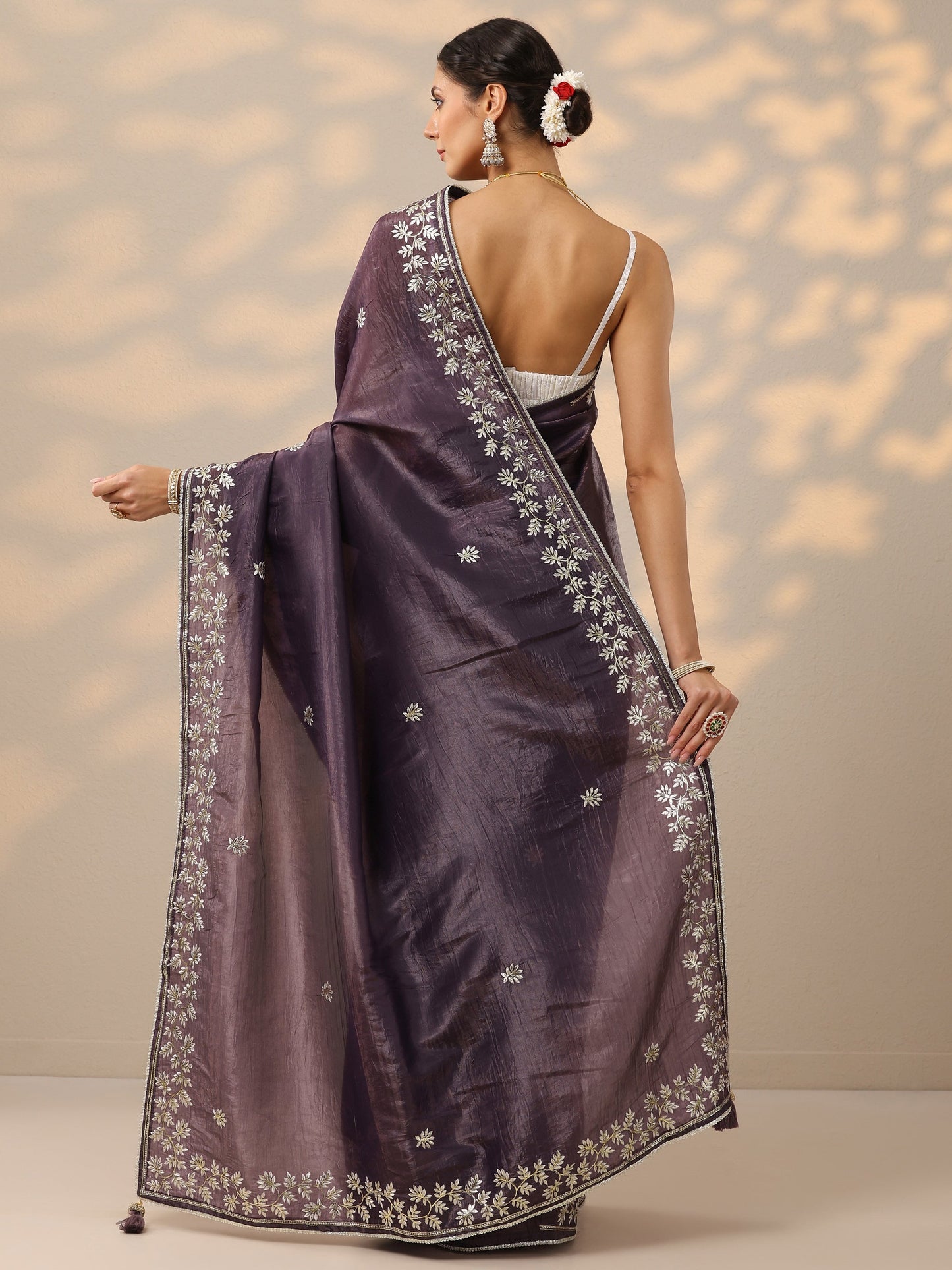 Purple Embroidered Organza Saree With Unstitched Blouse Piece