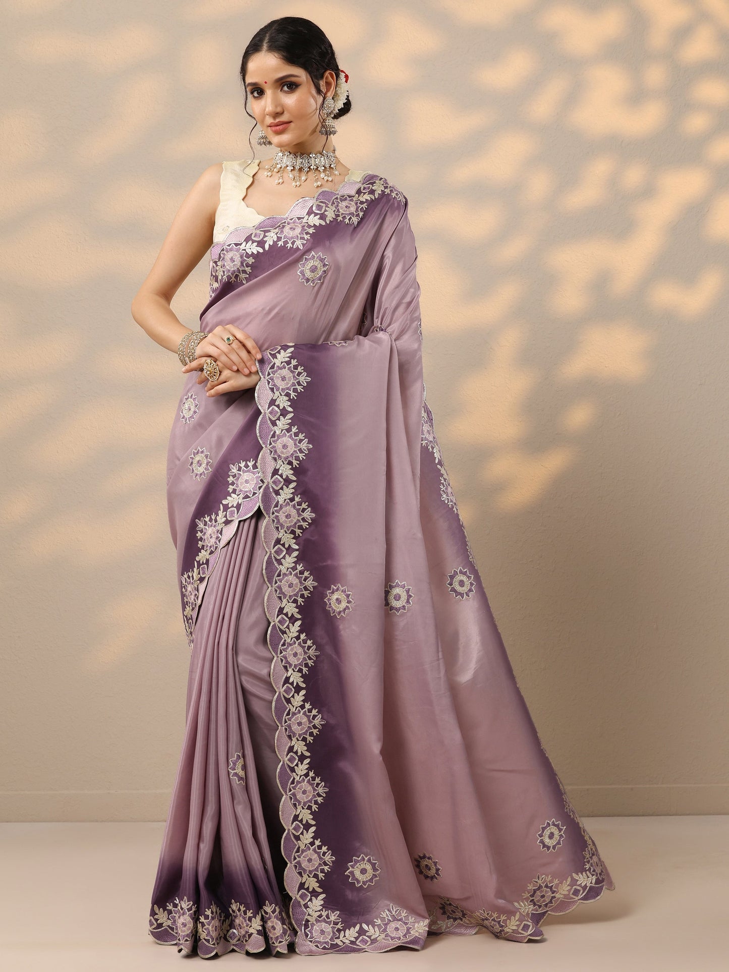 Lavender Embroidered Silk Blend Saree With Unstitched Blouse Piece