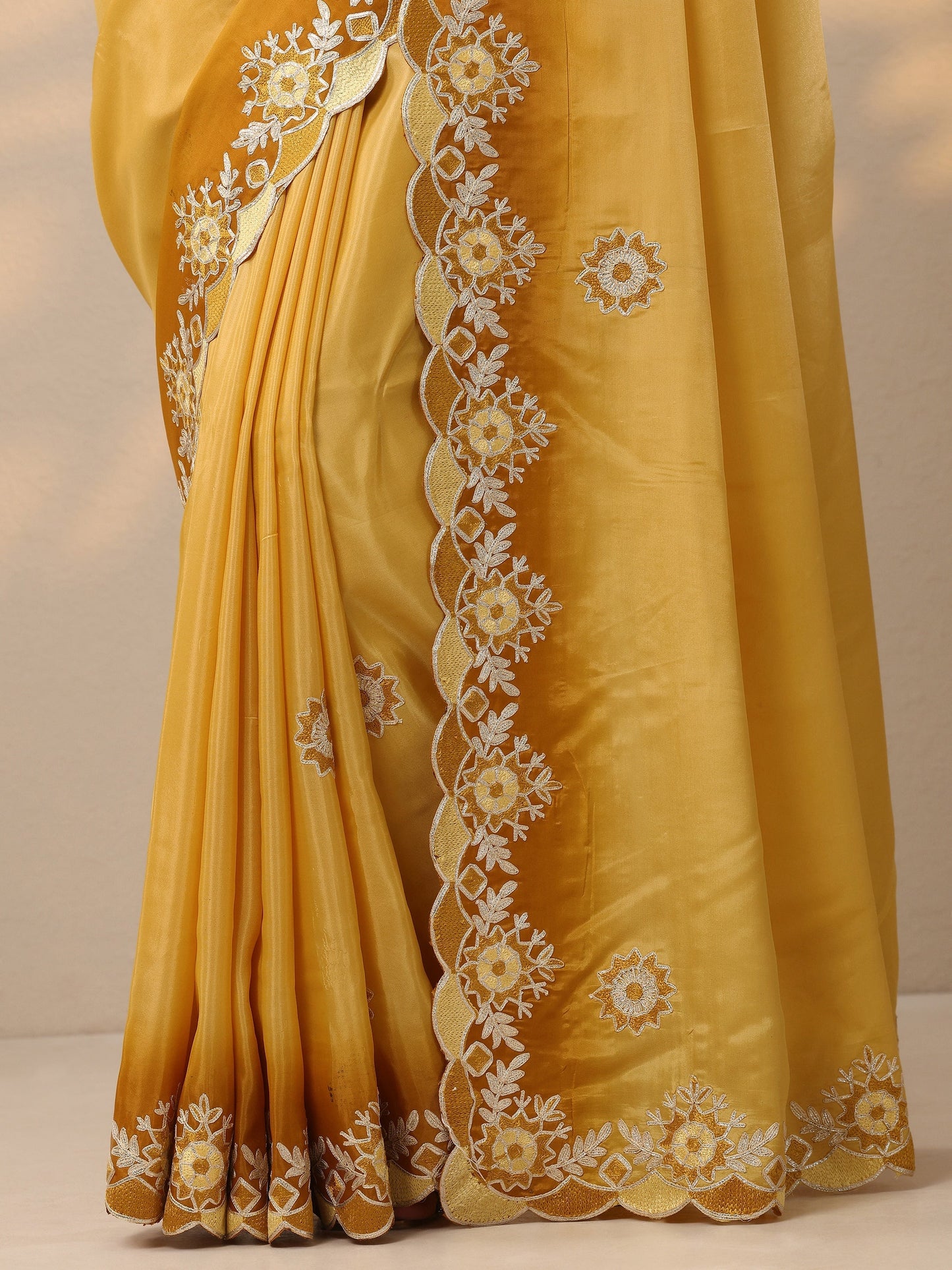 Yellow Embroidered Silk Blend Saree With Unstitched Blouse Piece