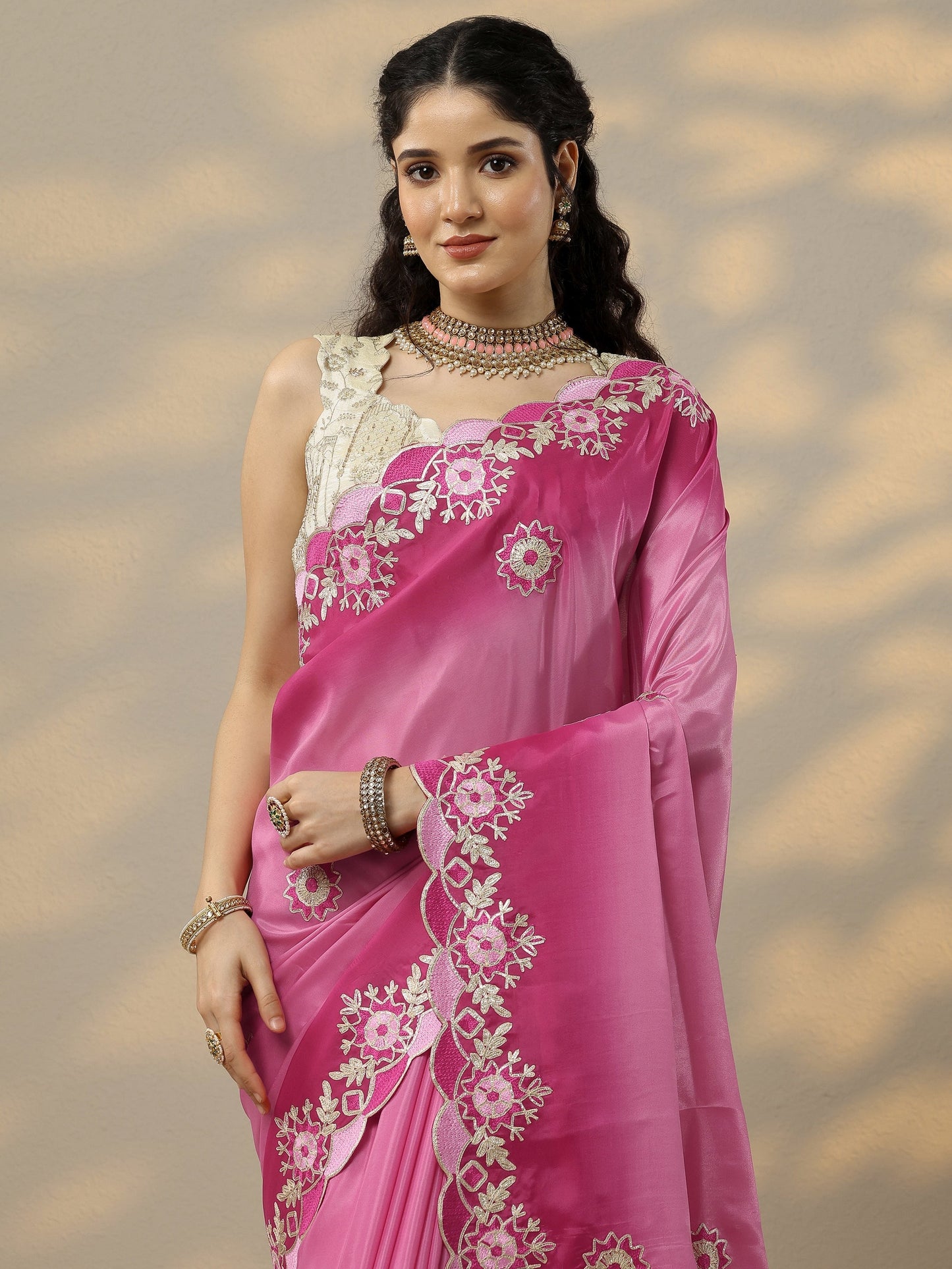 Pink Embroidered Silk Blend Saree With Unstitched Blouse Piece