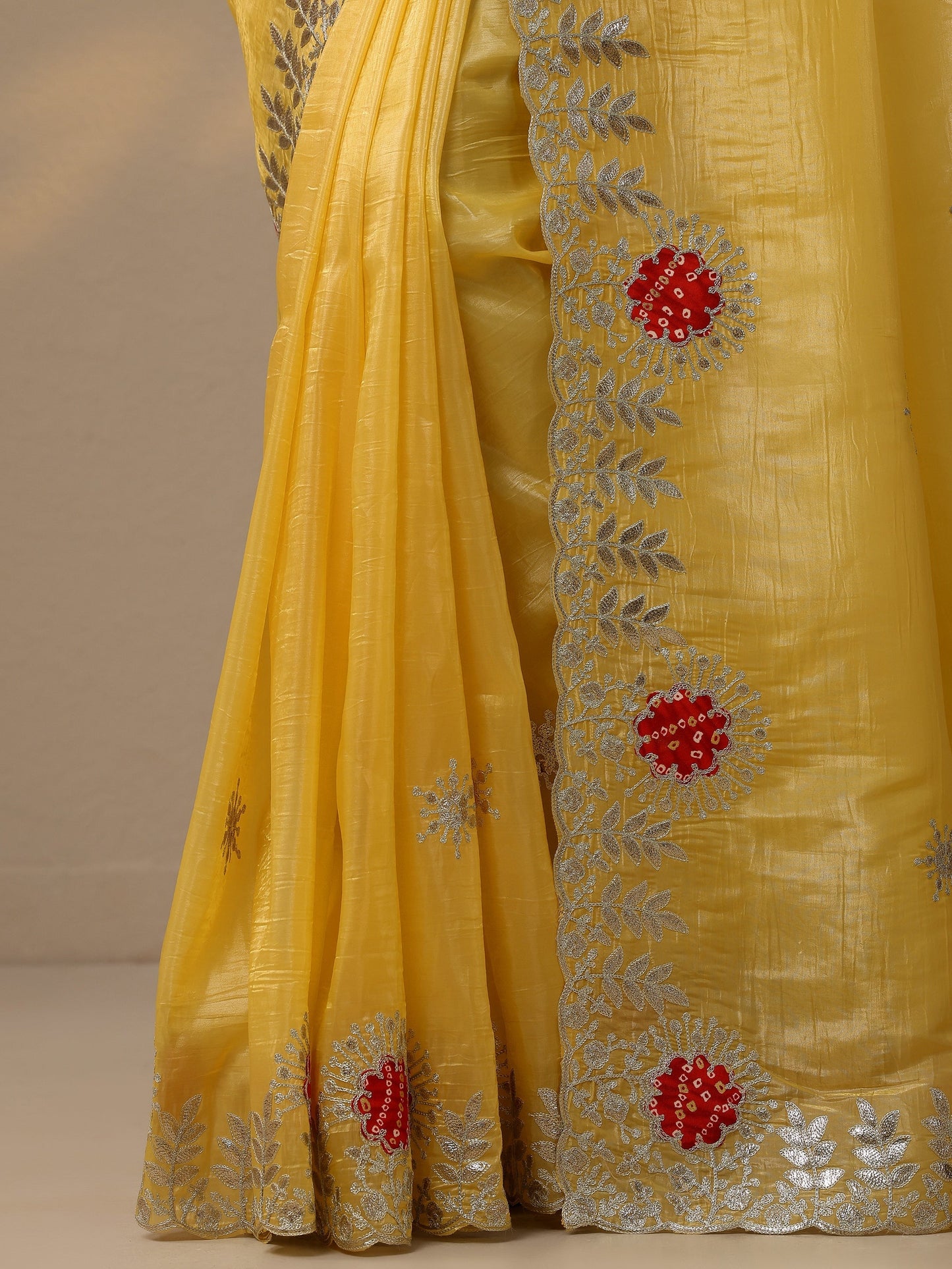 Yellow Embroidered Organza Saree With Unstitched Blouse Piece