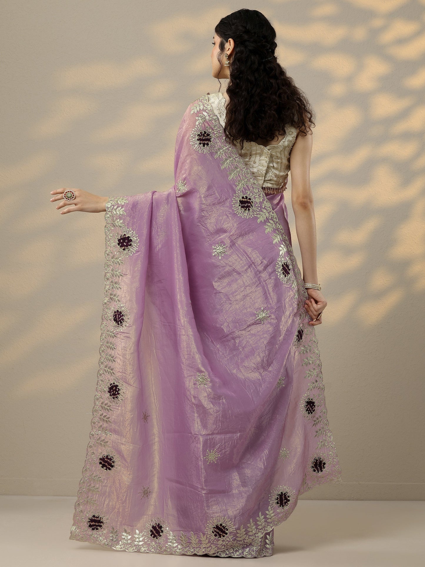Lavender Embroidered Organza Saree With Unstitched Blouse Piece