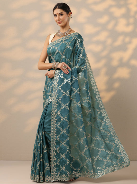 Blue Embroidered Silk Blend Saree With Unstitched Blouse Piece