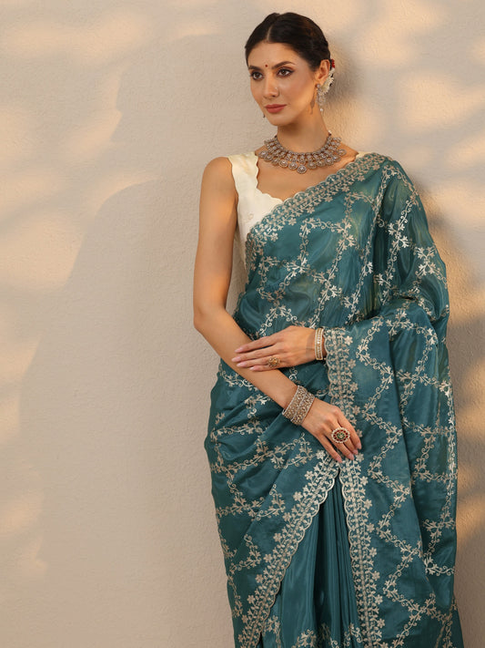 Blue Embroidered Silk Blend Saree With Unstitched Blouse Piece
