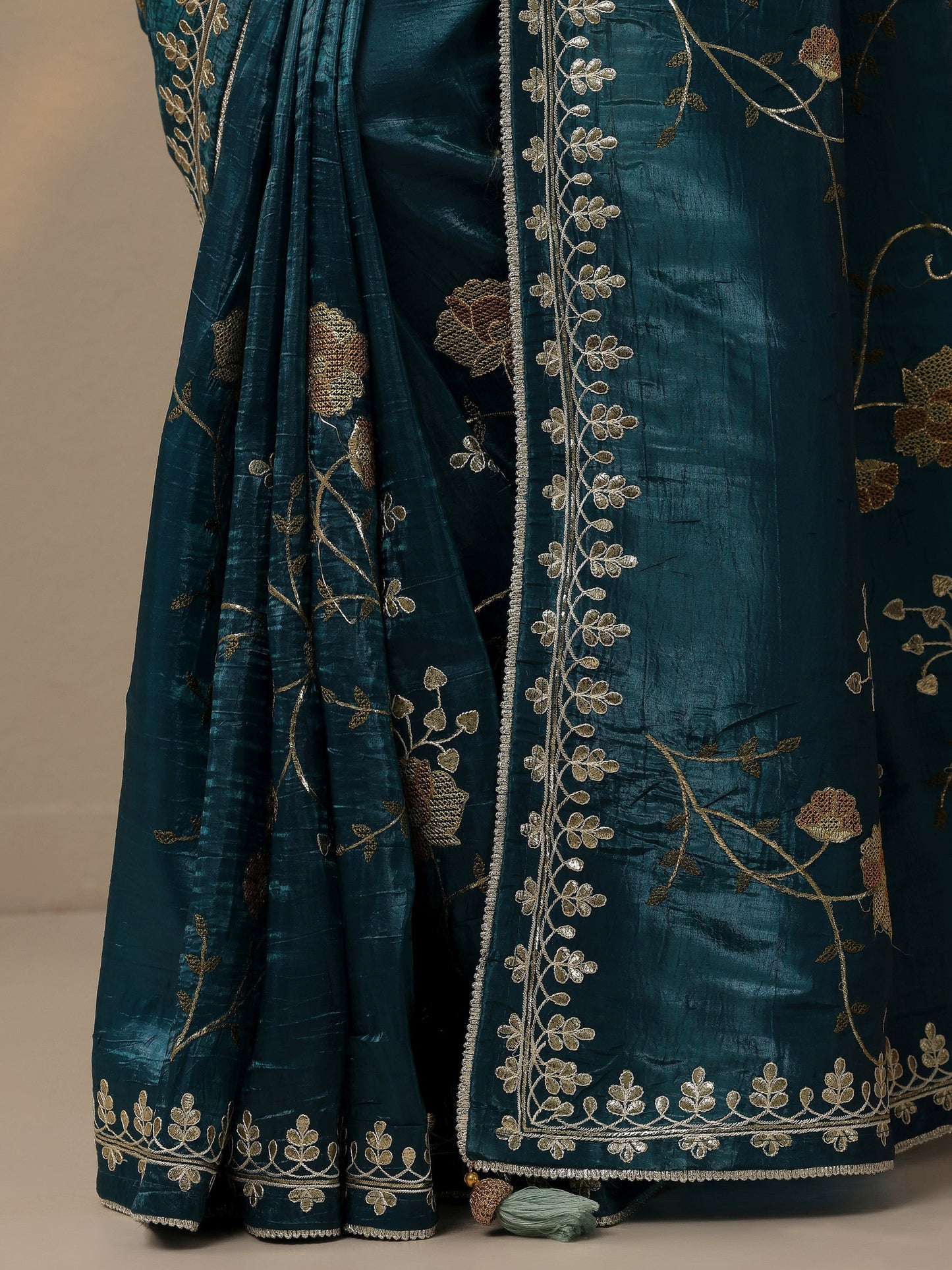 Blue Embroidered Organza Saree With Unstitched Blouse Piece