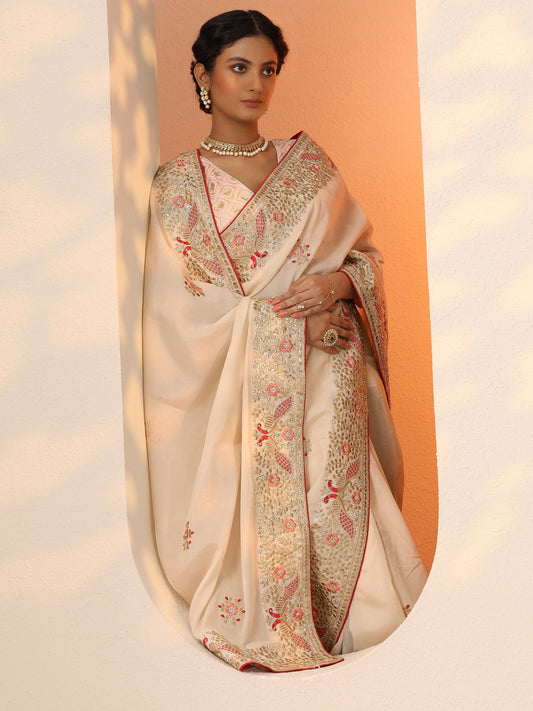 Off White Embroidered Silk Blend Saree With Unstitched Blouse Piece
