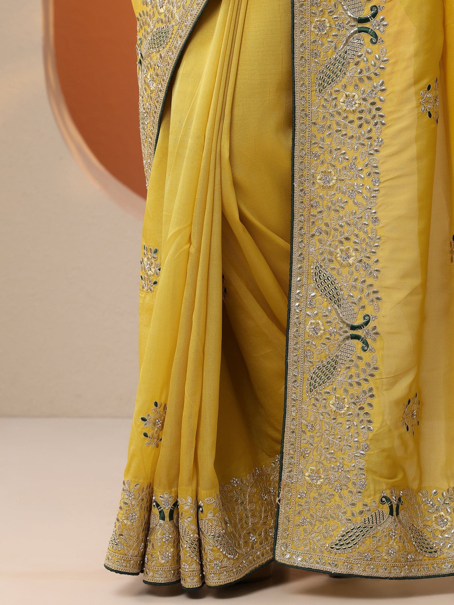 Mustard Embroidered Silk Blend Saree With Unstitched Blouse Piece