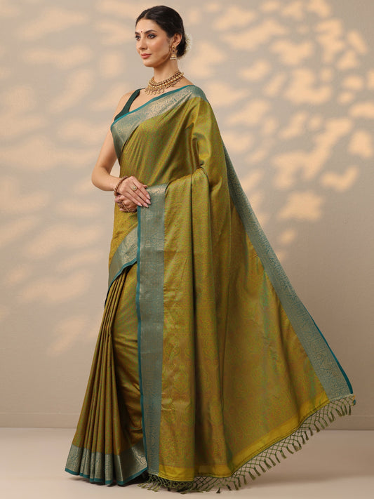Green Woven Design Banarasi Silk Blend Saree With Unstitched Blouse Piece