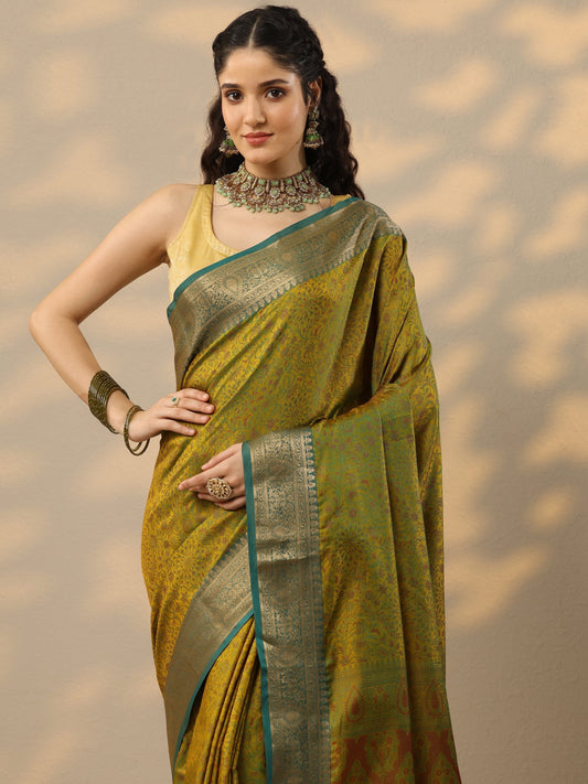 Green Woven Design Banarasi Silk Blend Saree With Unstitched Blouse Piece