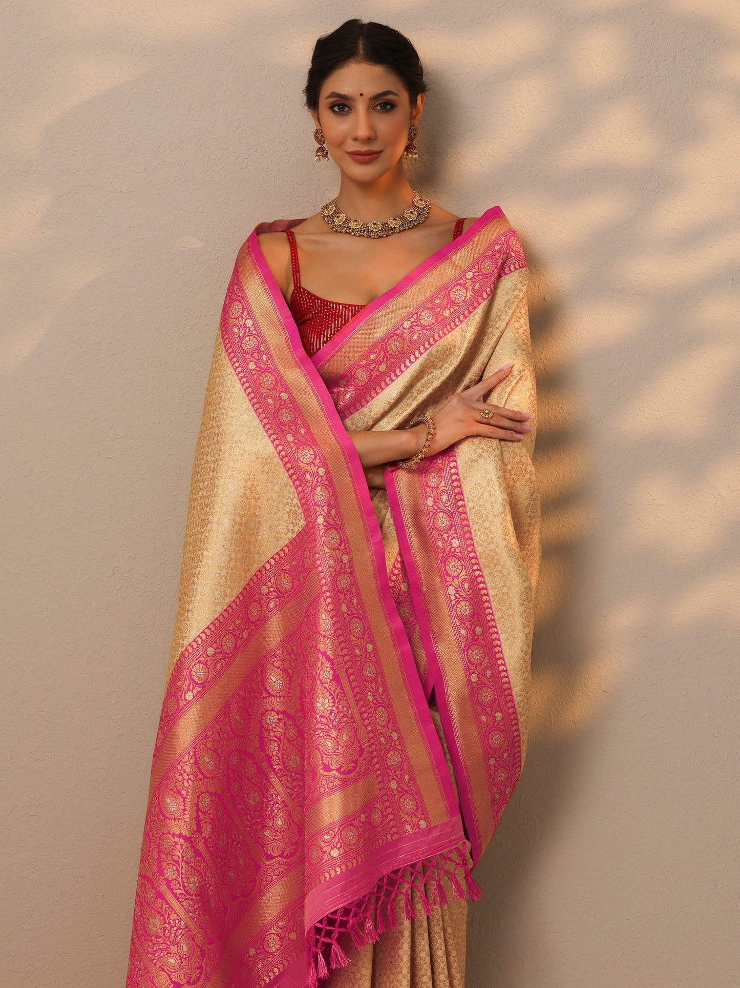 Beige Woven Design Banarasi Silk Blend Saree With Unstitched Blouse Piece