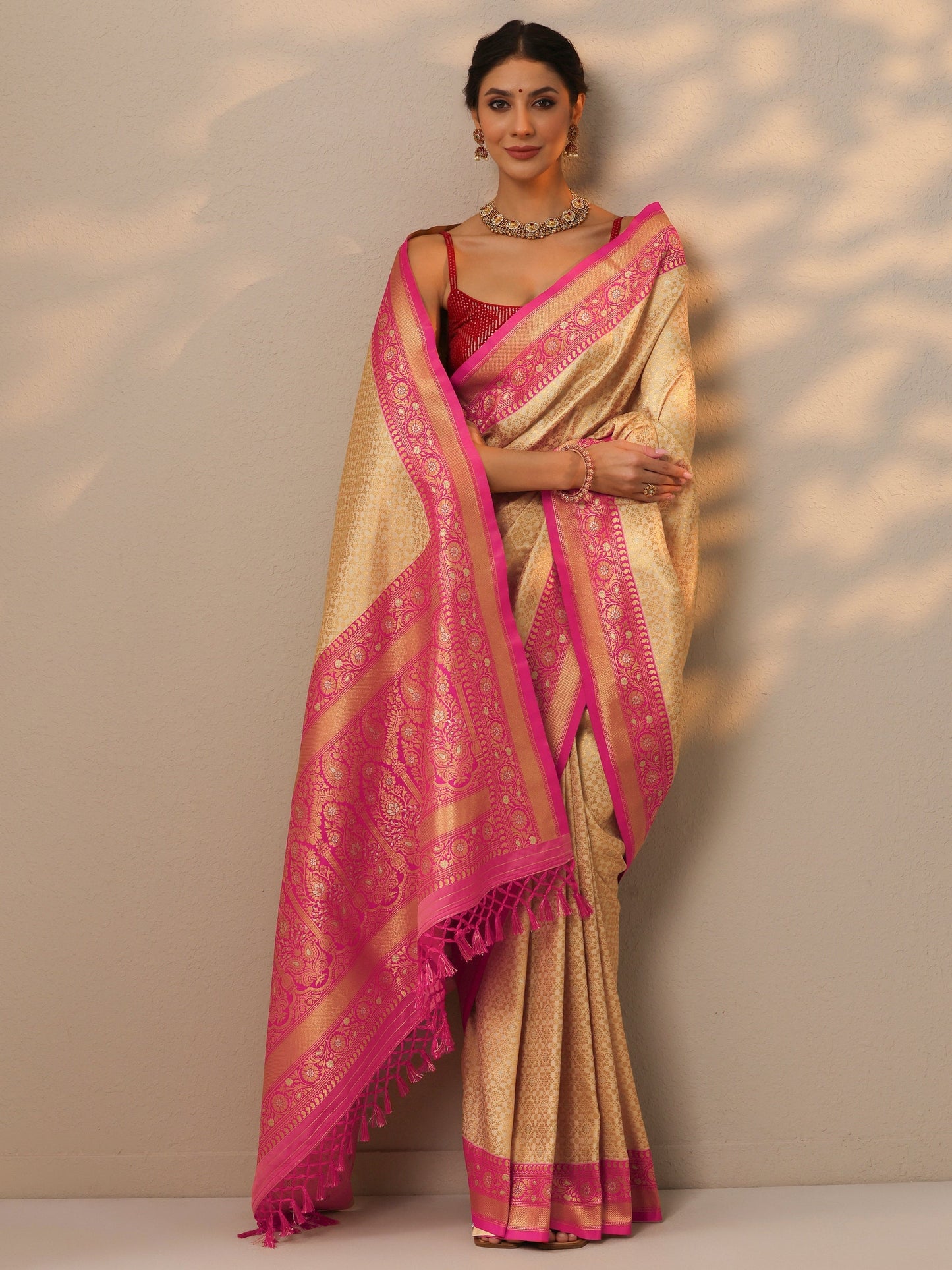 Beige Woven Design Banarasi Silk Blend Saree With Unstitched Blouse Piece