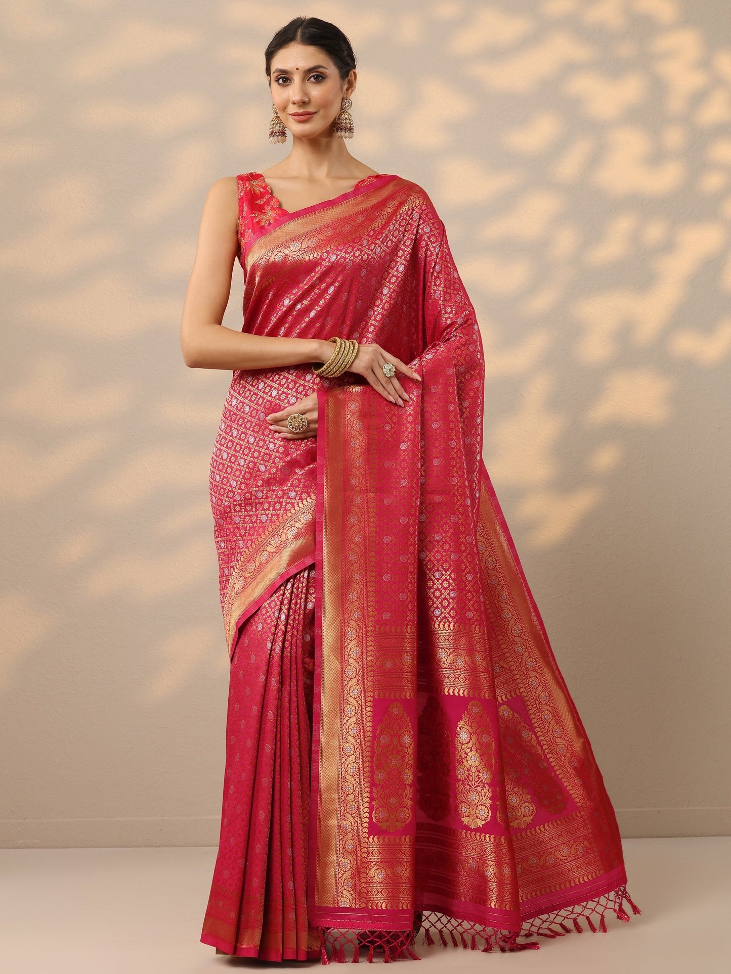 Pink Woven Design Banarasi Silk Blend Saree With Unstitched Blouse Piece