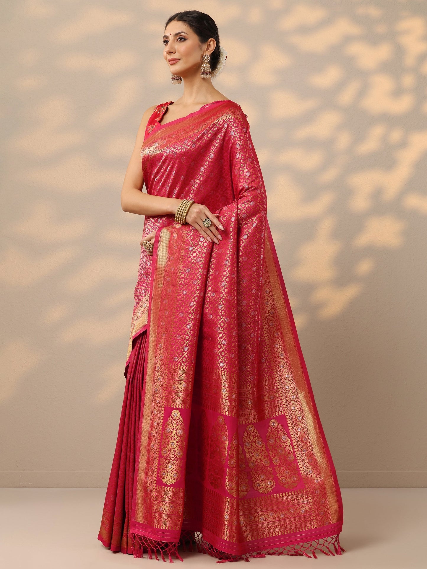 Pink Woven Design Banarasi Silk Blend Saree With Unstitched Blouse Piece