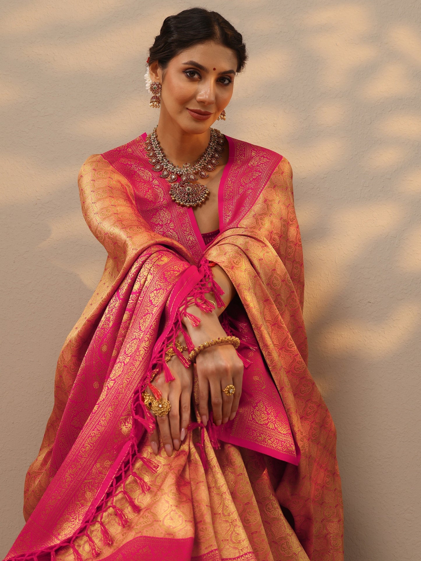 Peach Woven Design Banarasi Silk Blend Saree With Unstitched Blouse Piece