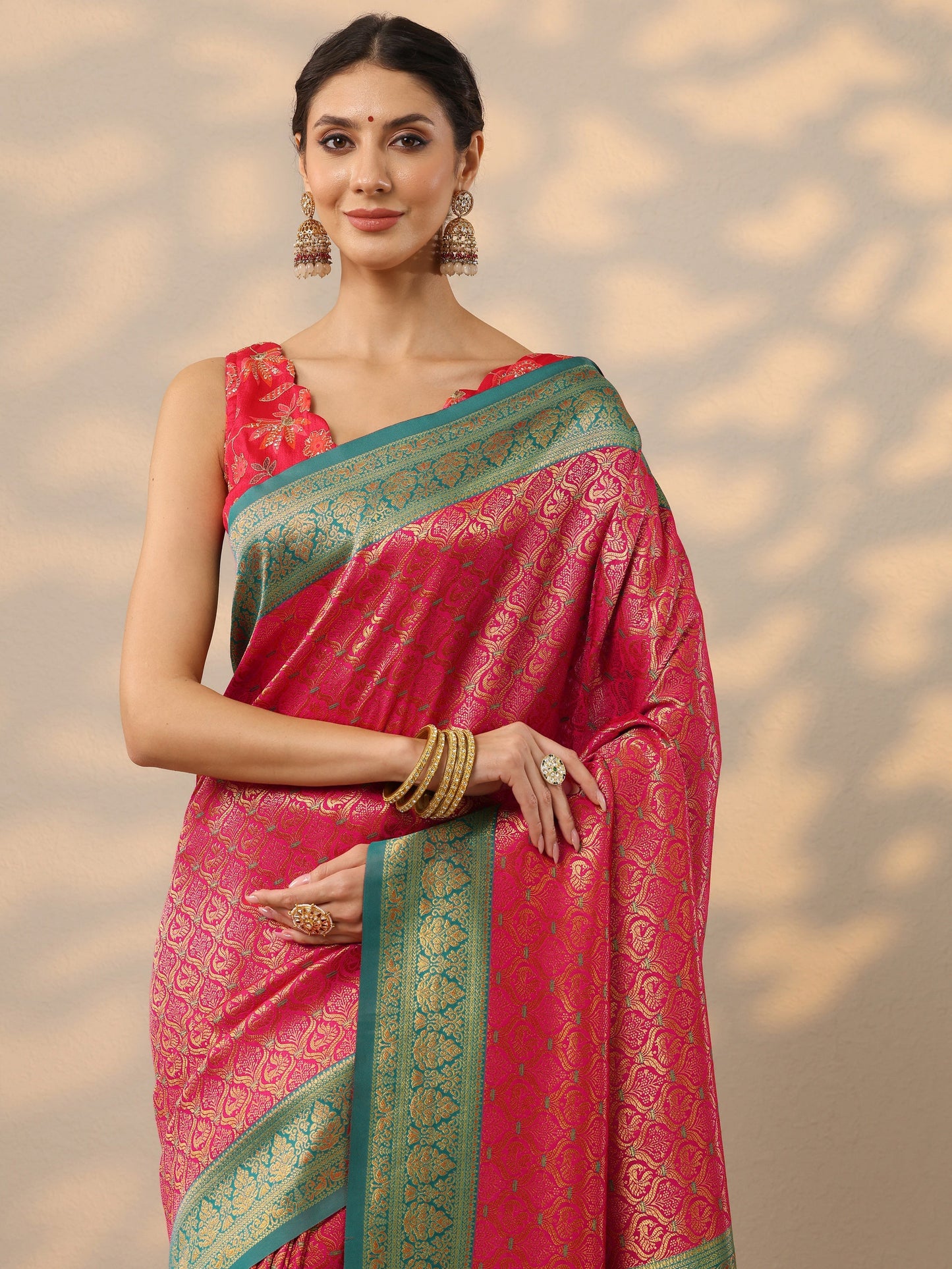 Pink Woven Design Banarasi Silk Blend Saree With Unstitched Blouse Piece