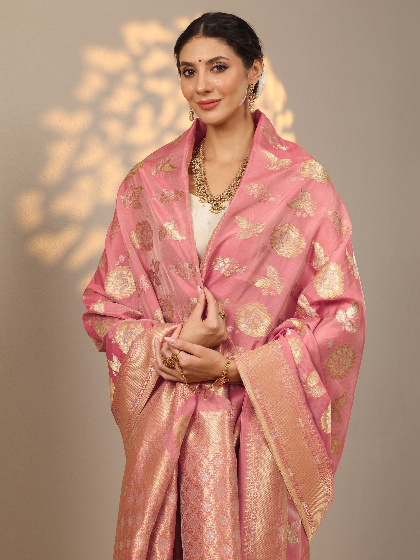 Peach Woven Design Banarasi Silk Blend Saree With Unstitched Blouse Piece