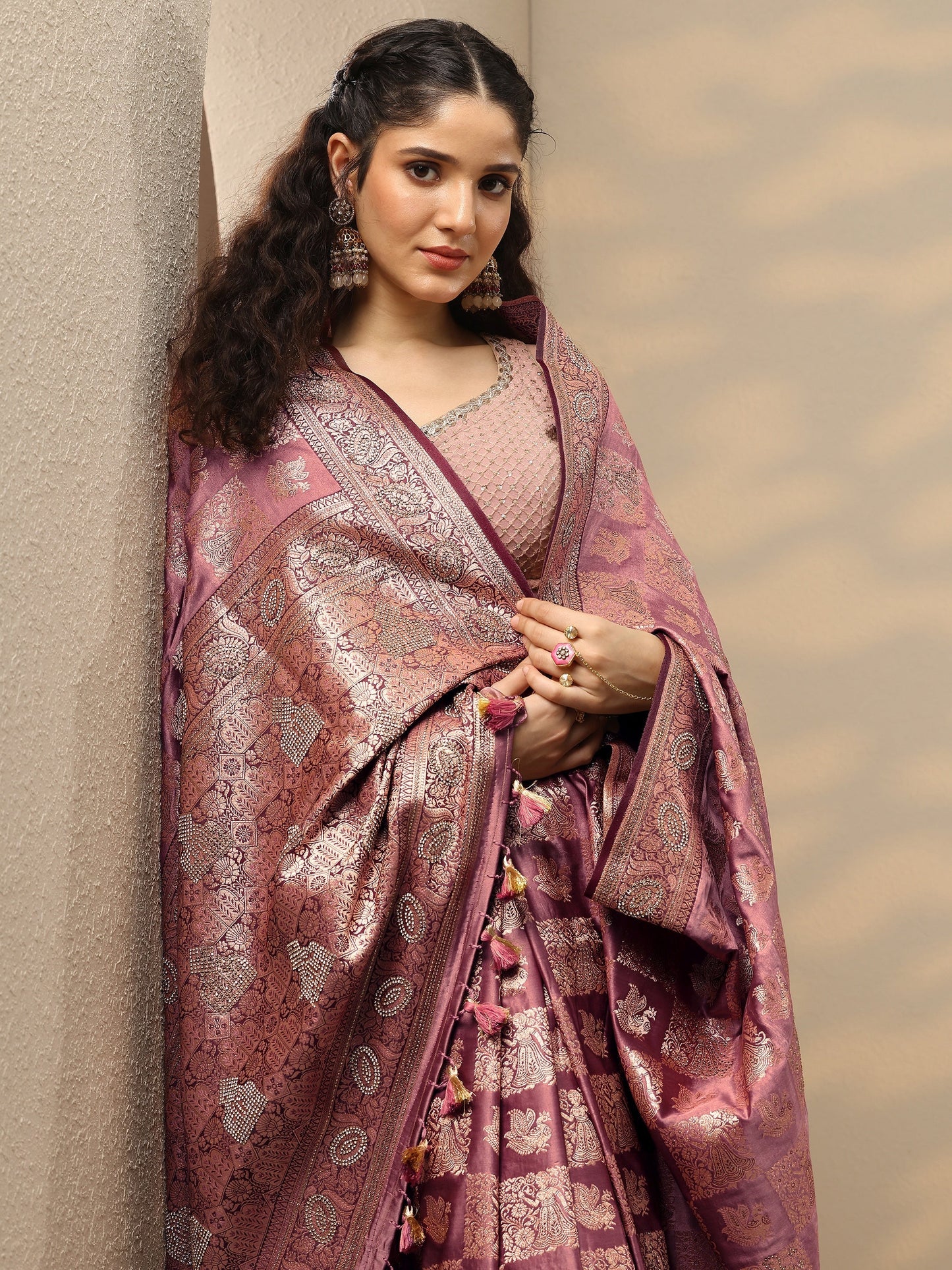 Pink Woven Design Banarasi Silk Blend Saree With Unstitched Blouse Piece