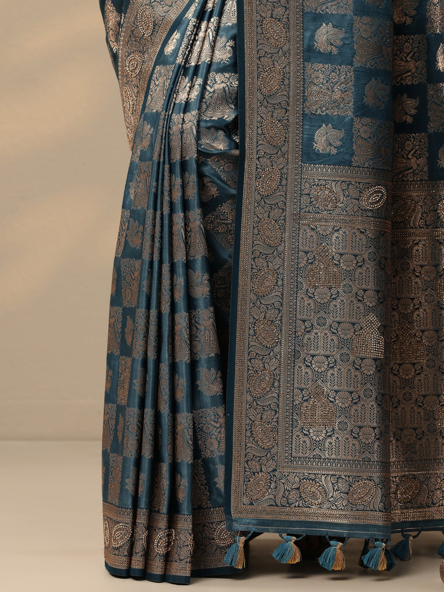 Blue Woven Design Banarasi Silk Blend Saree With Unstitched Blouse Piece
