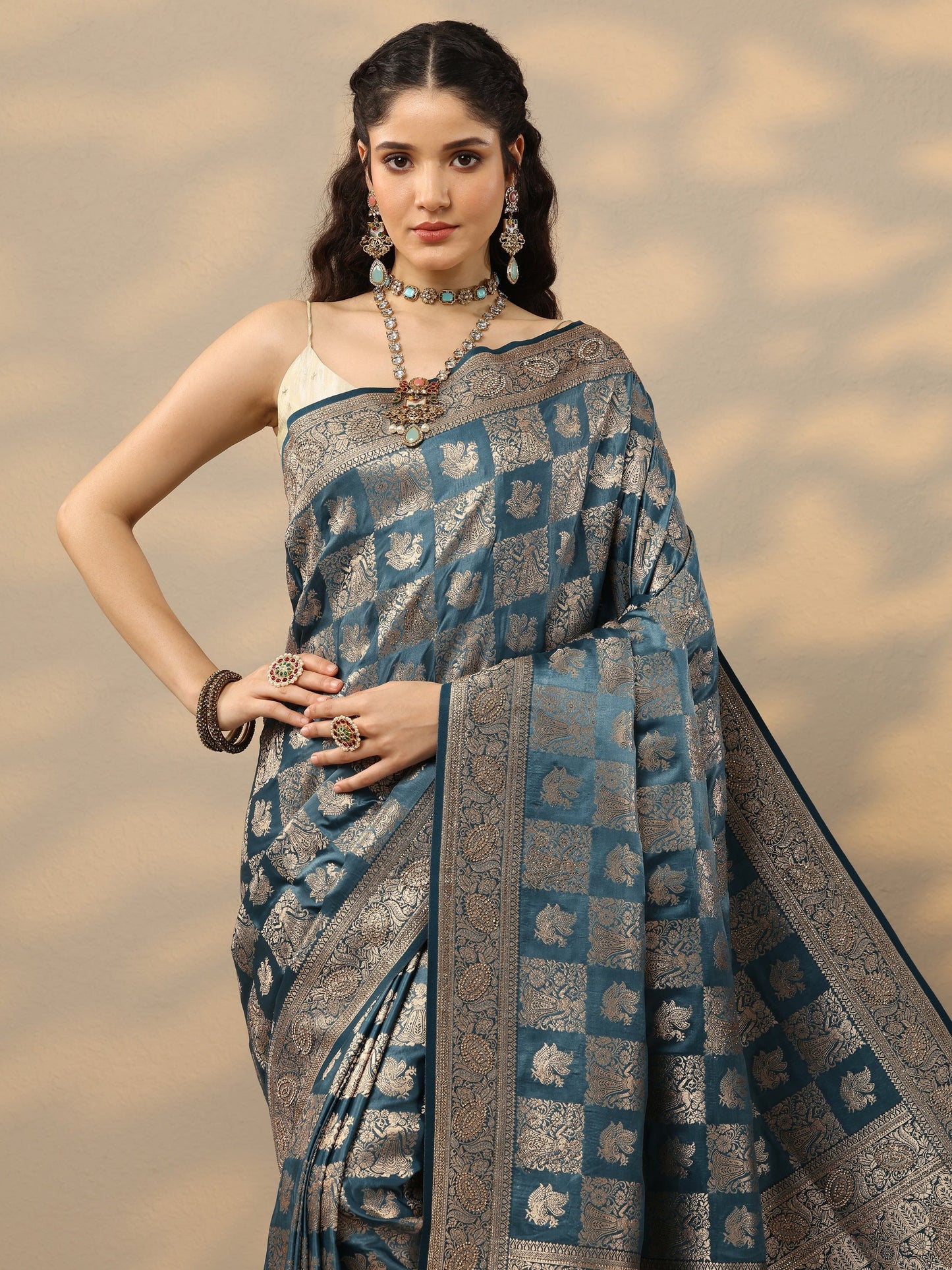 Blue Woven Design Banarasi Silk Blend Saree With Unstitched Blouse Piece
