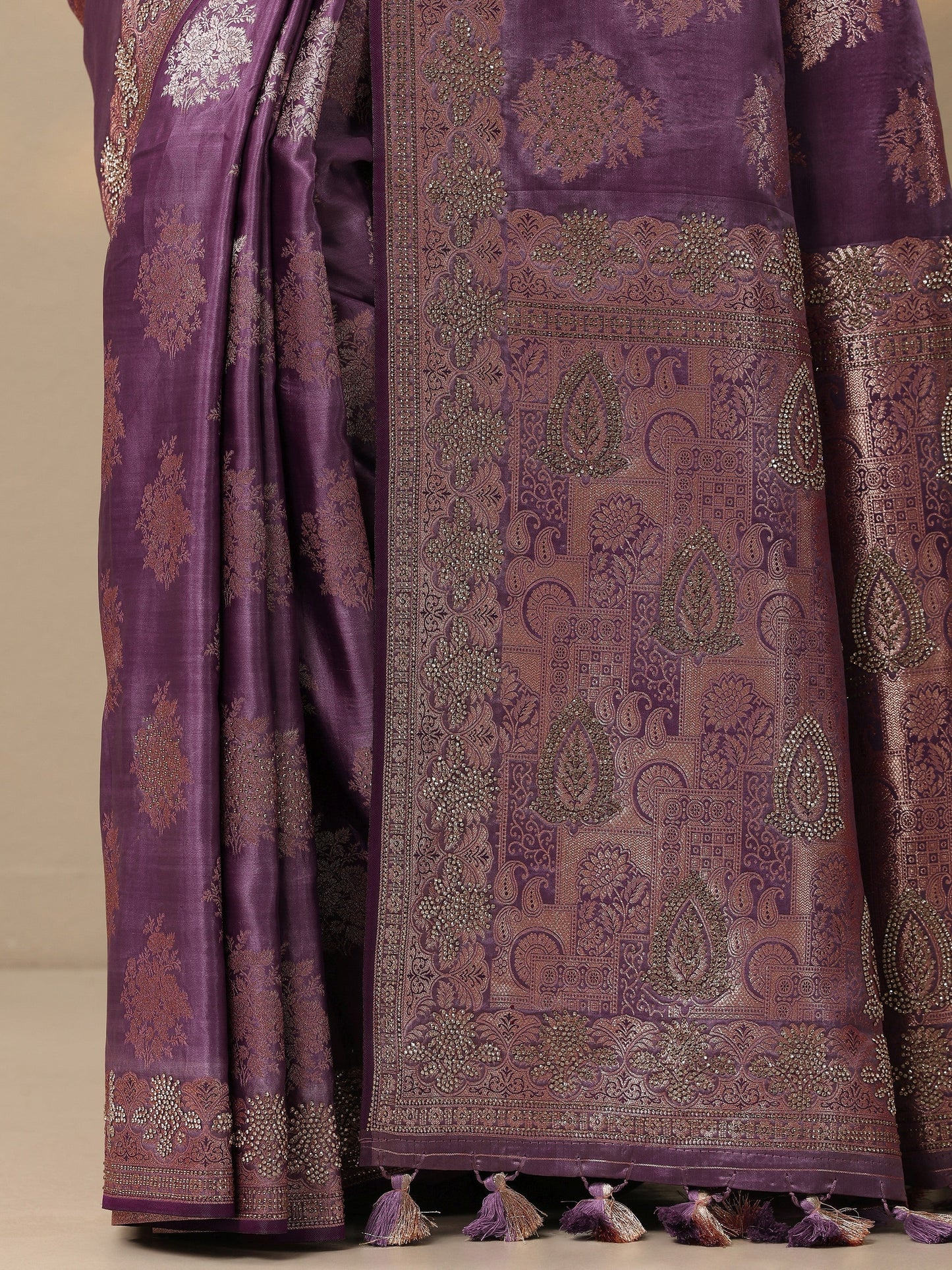 Purple Woven Design Banarasi Silk Blend Saree With Unstitched Blouse Piece
