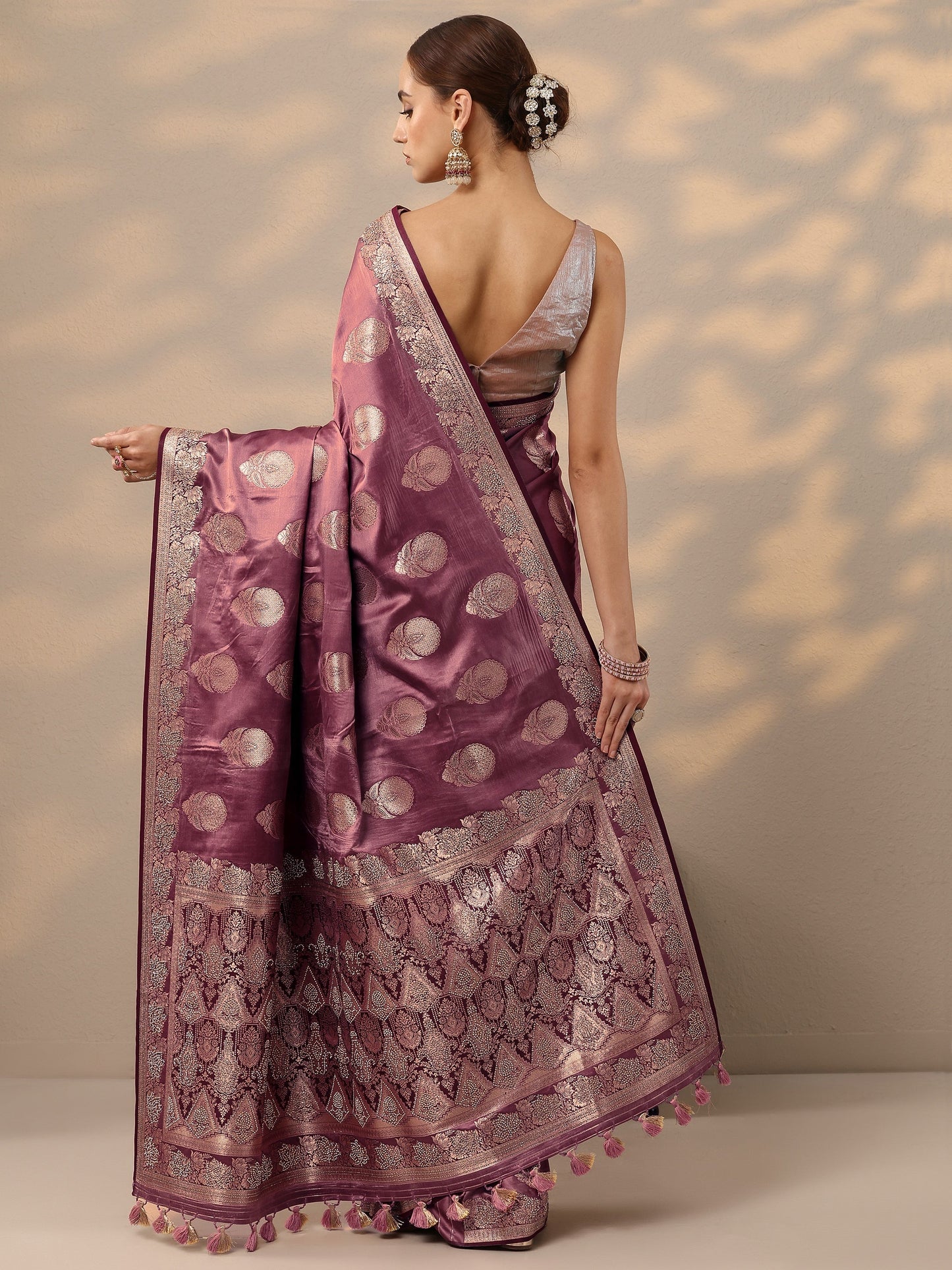 Pink Woven Design Banarasi Silk Blend Saree With Unstitched Blouse Piece