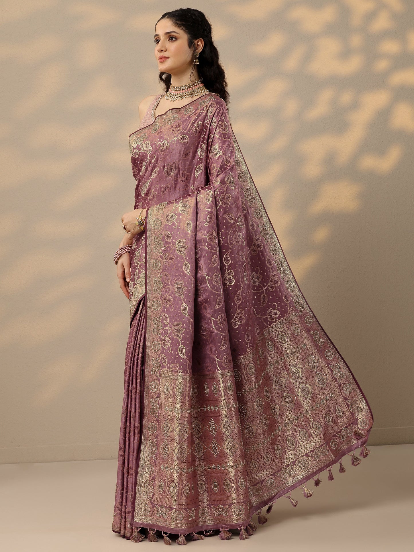 Pink Woven Design Banarasi Silk Blend Saree With Unstitched Blouse Piece