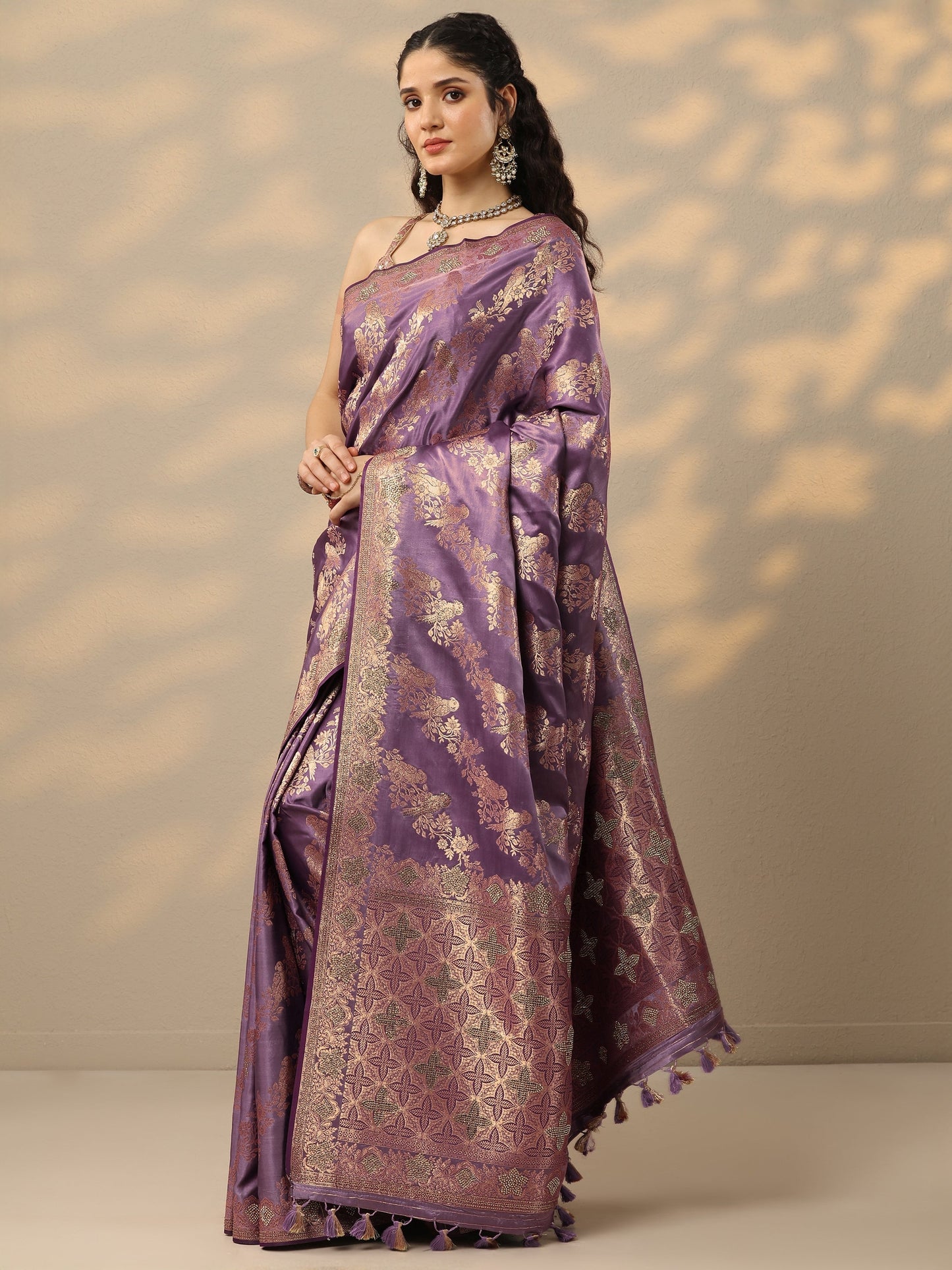 Purple Woven Design Banarasi Silk Blend Saree With Unstitched Blouse Piece