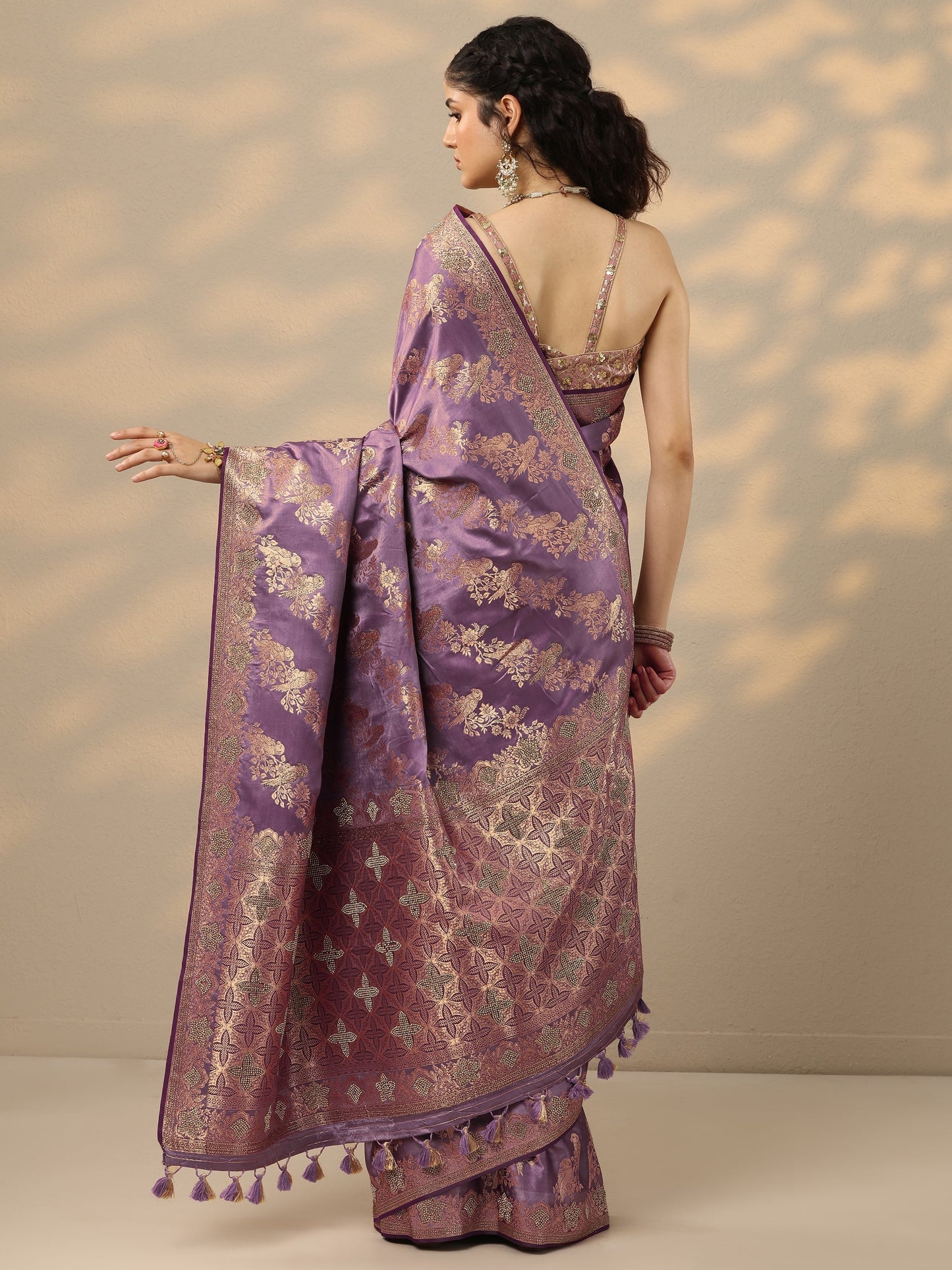 Purple Woven Design Banarasi Silk Blend Saree With Unstitched Blouse Piece