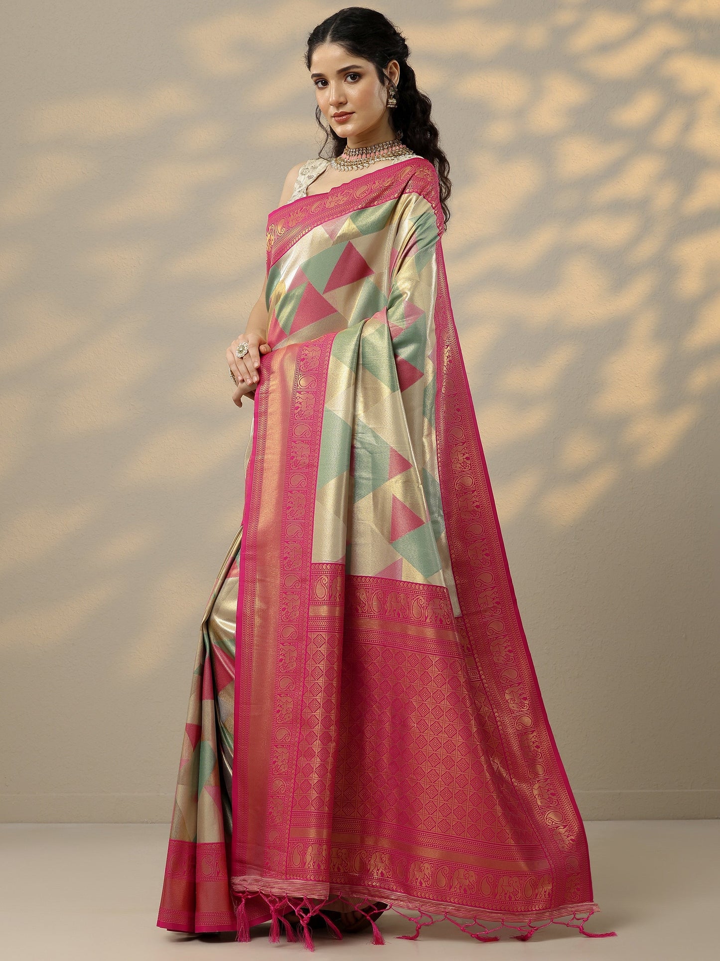 Multi Woven Design Banarasi Silk Blend Saree With Unstitched Blouse Piece