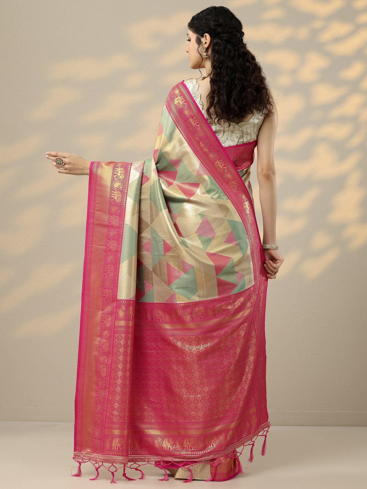 Multi Woven Design Banarasi Silk Blend Saree With Unstitched Blouse Piece