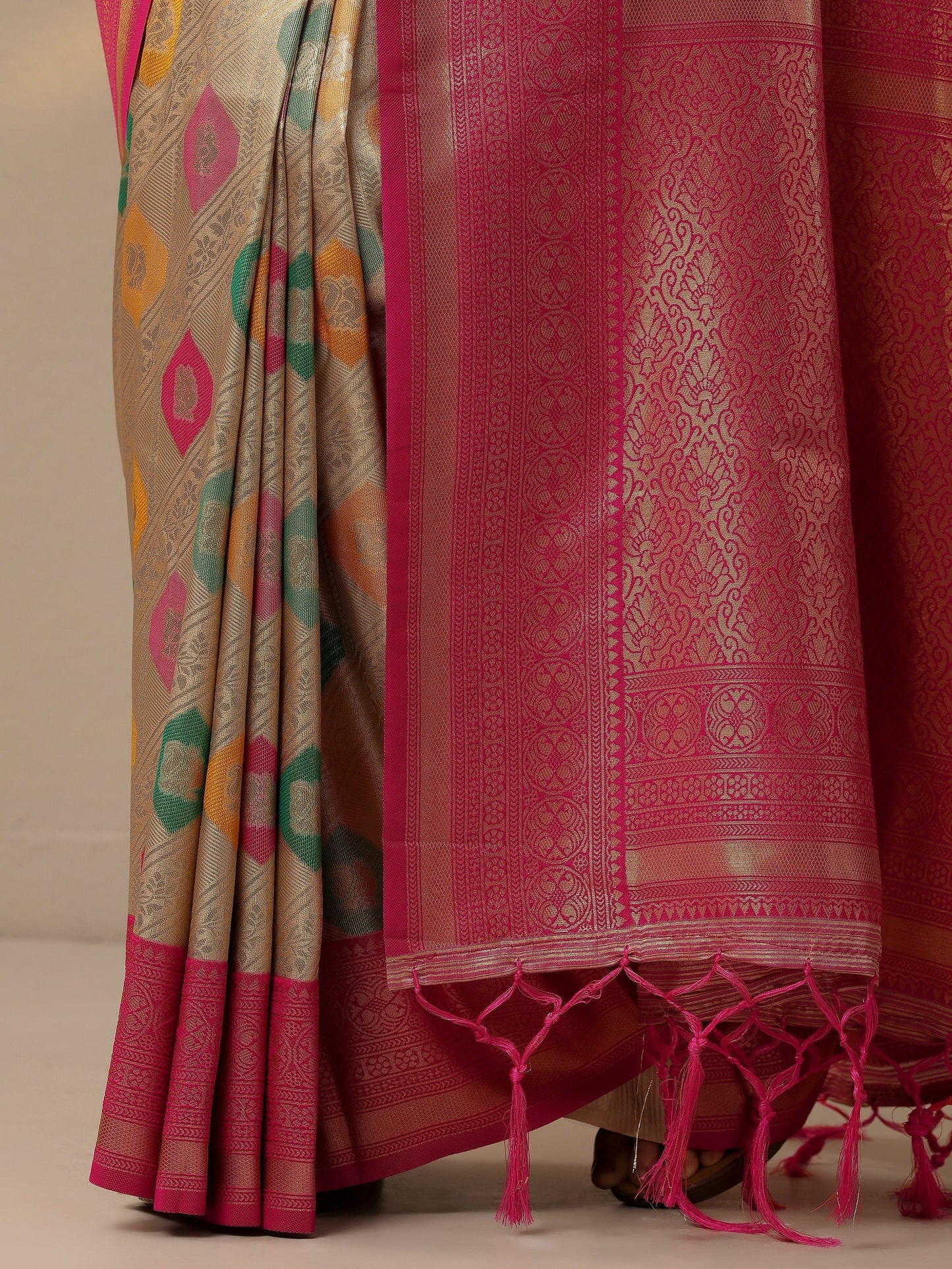 Multi Woven Design Banarasi Silk Blend Saree With Unstitched Blouse Piece