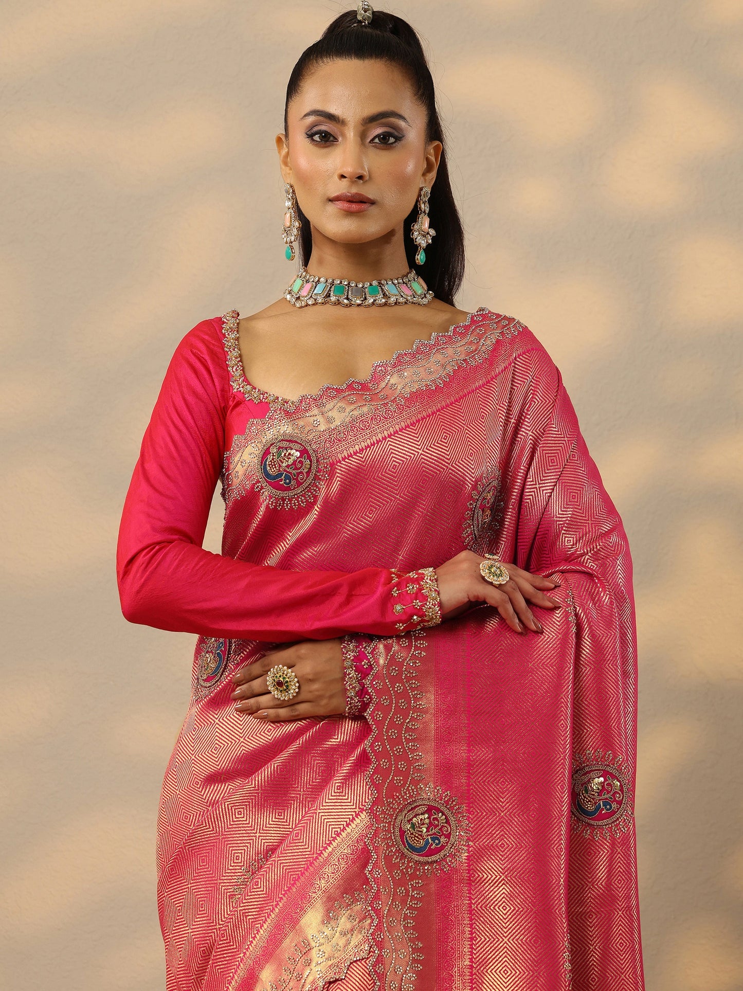 Pink Embellished Banarasi Silk Blend Saree With Unstitched Blouse Piece