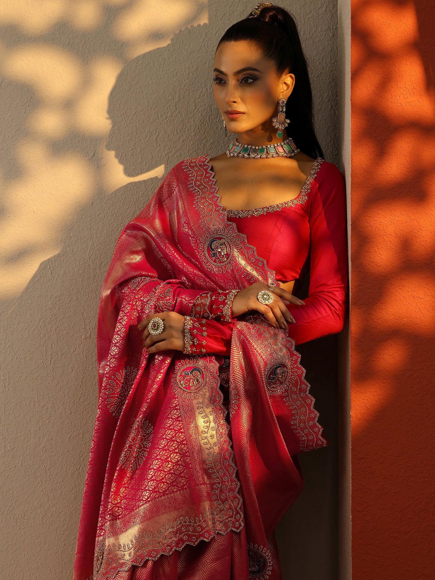 Pink Embellished Banarasi Silk Blend Saree With Unstitched Blouse Piece